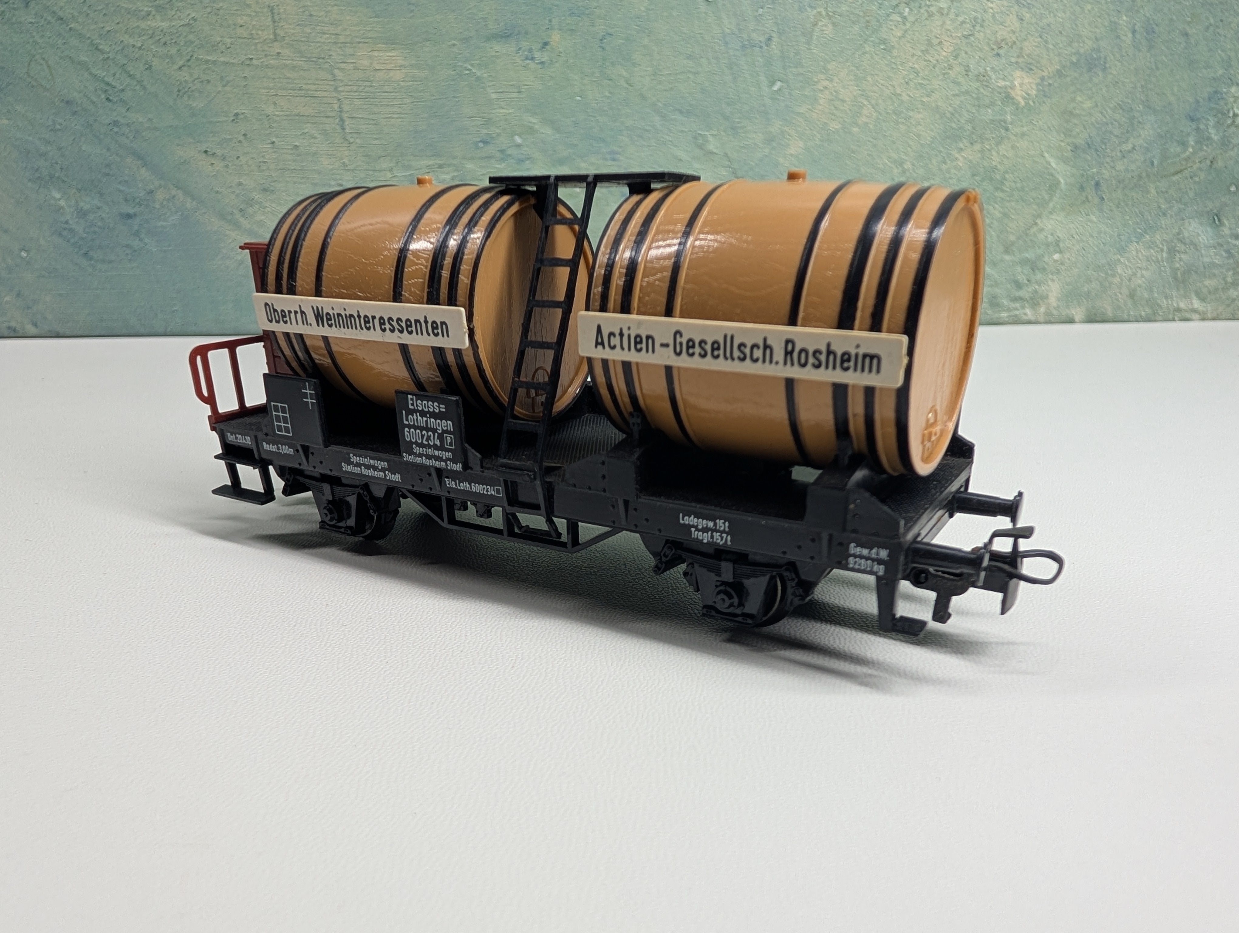 USED Marklin HO Scale Wine Barrel Wagon Oberrh. Weininteressenten