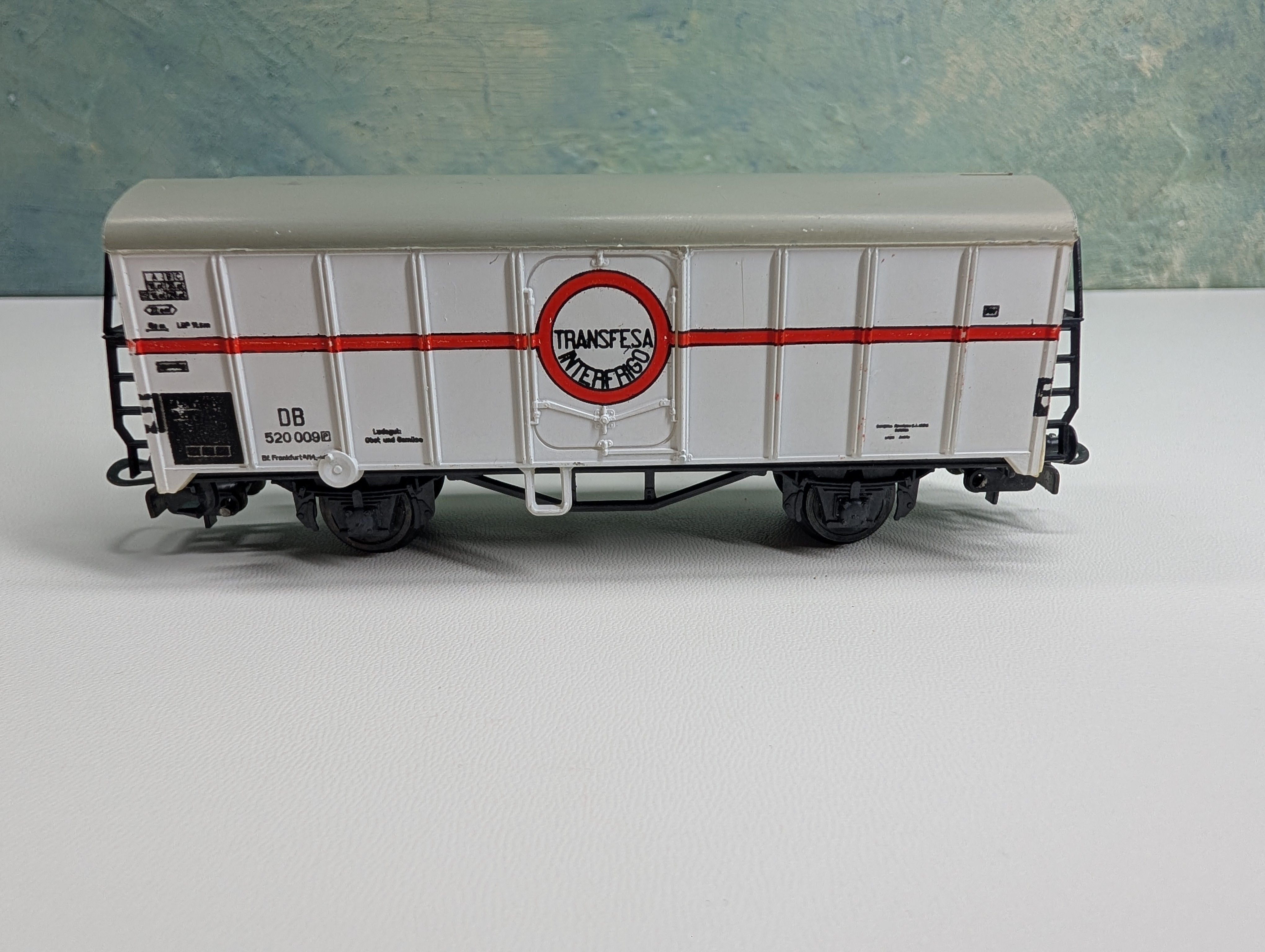 USED Liliput HO Scale Beer Wagon, Beer Car Transfesa Interfrigo #DB 520009P