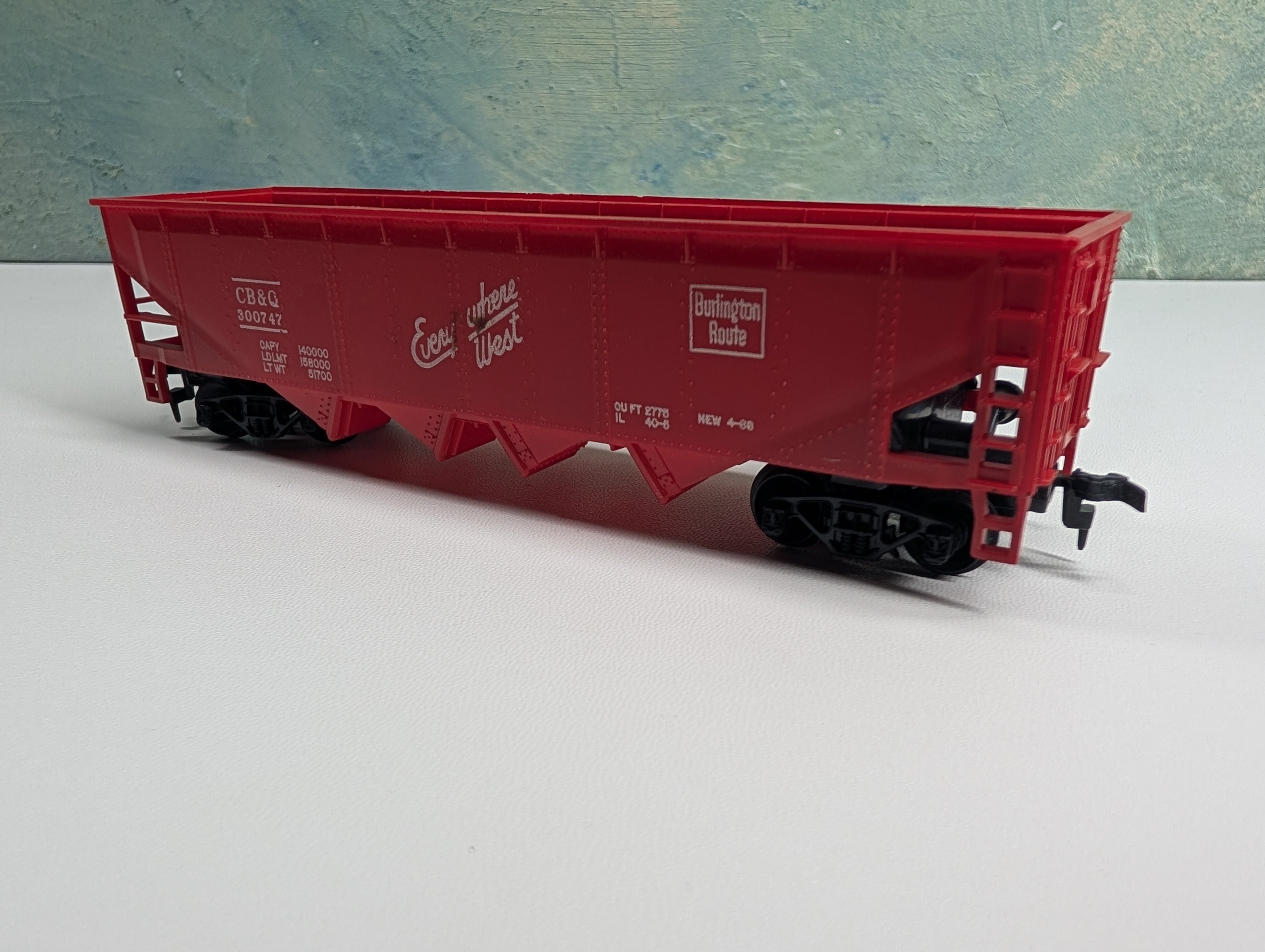 USED Tyco HO Scale Quad Hopper Burlington CB&Q #300747