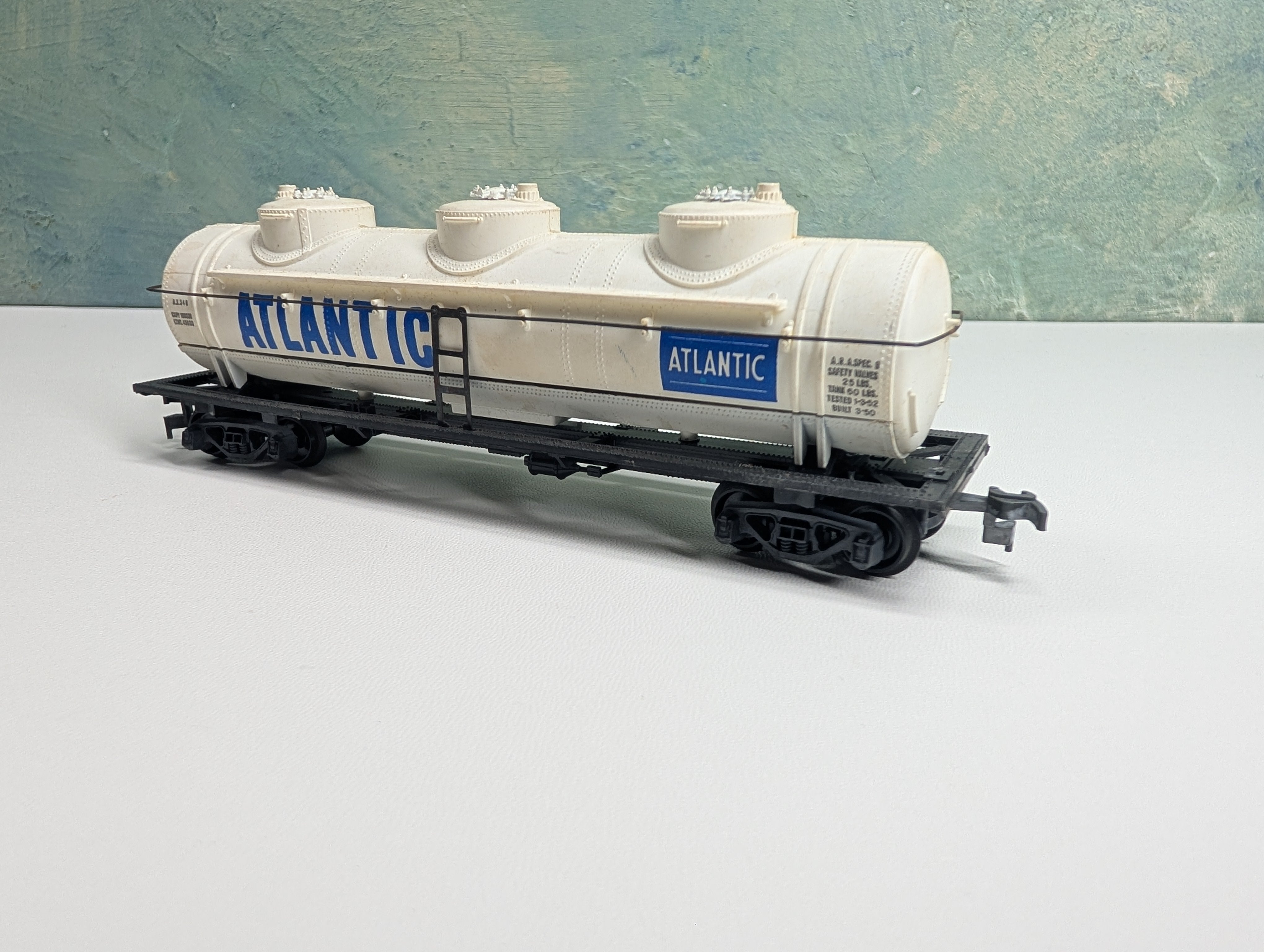 USED HO Scale Triple Dome Tank Car Atlantic AX #340