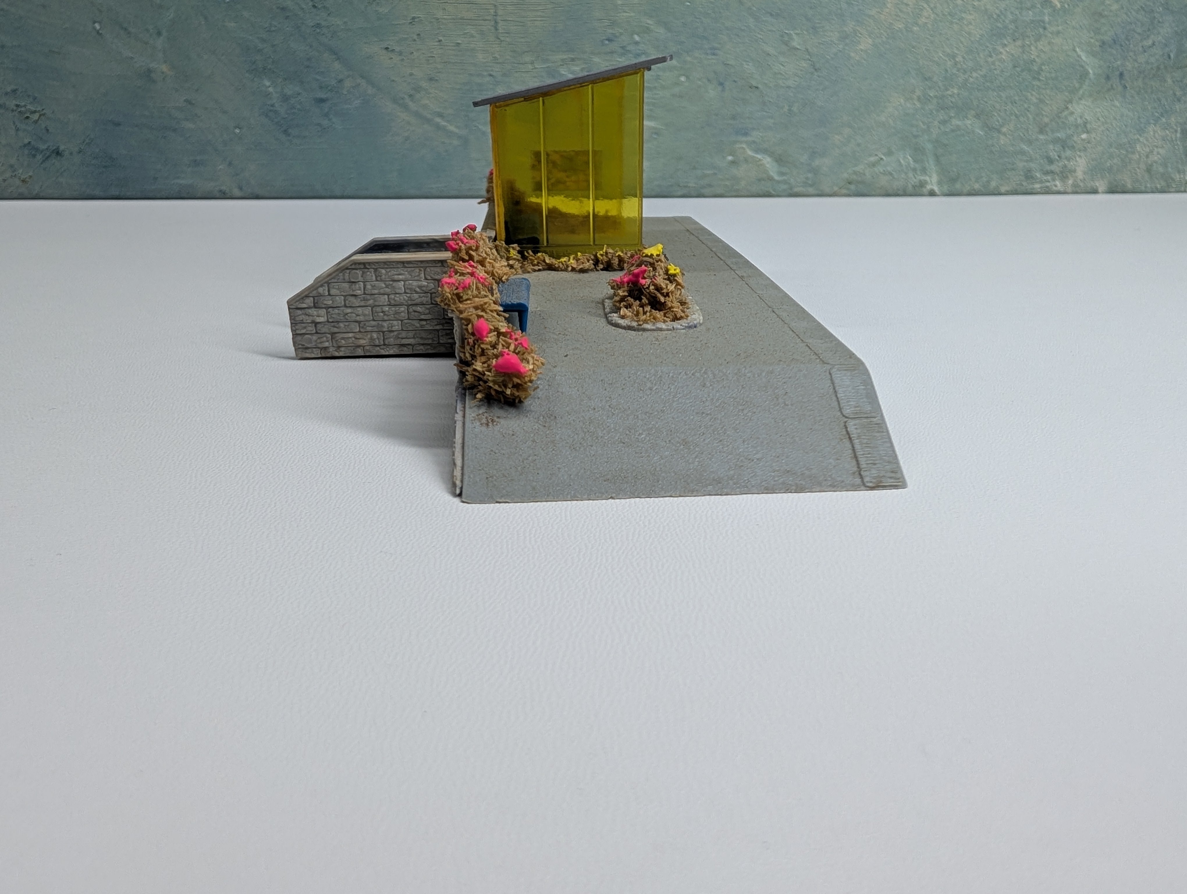USED Hoffmann HO Scale Suburban Station