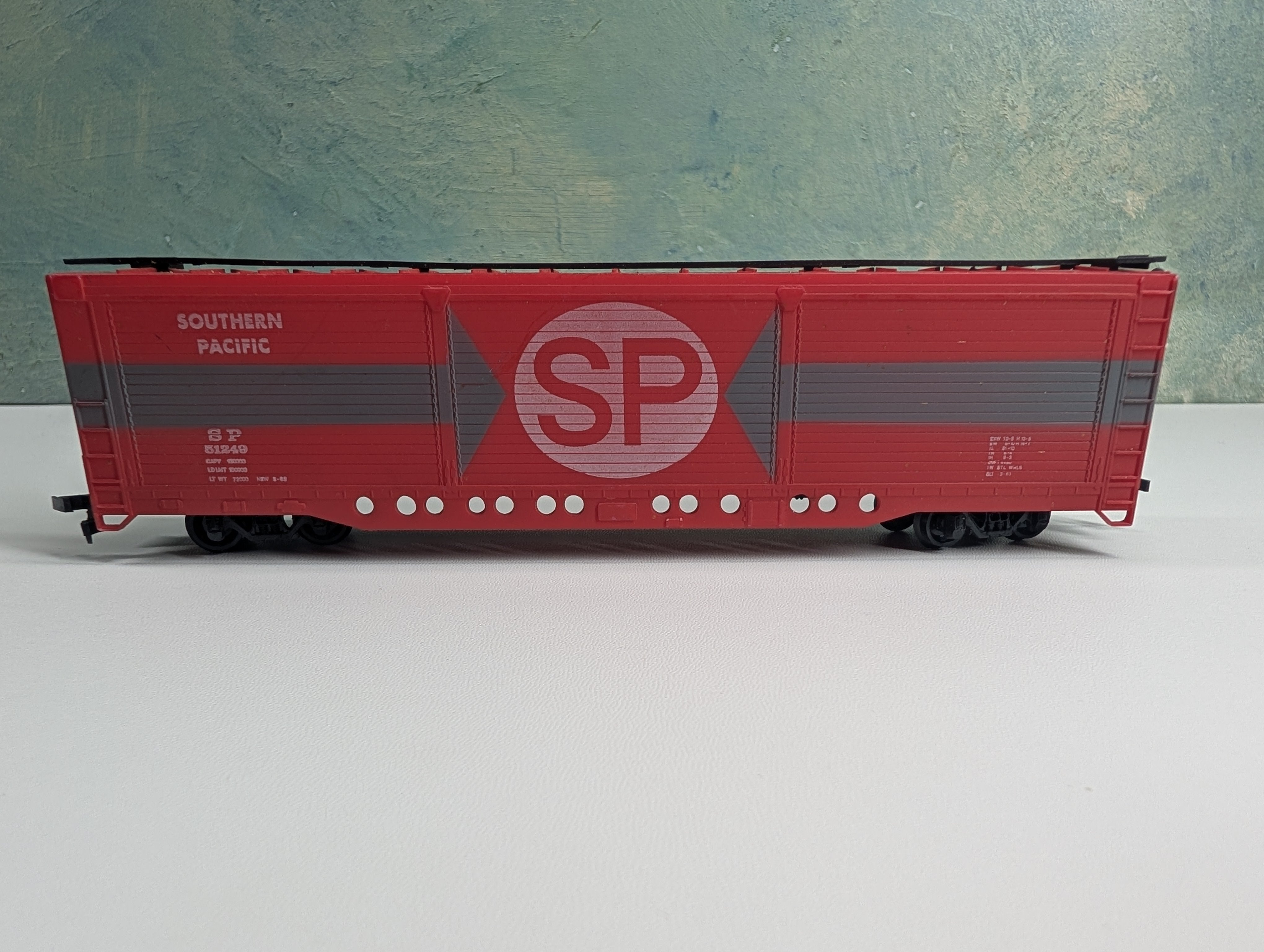 USED AHM HO Scale All Door Box Car Southern Pacific SP #51249