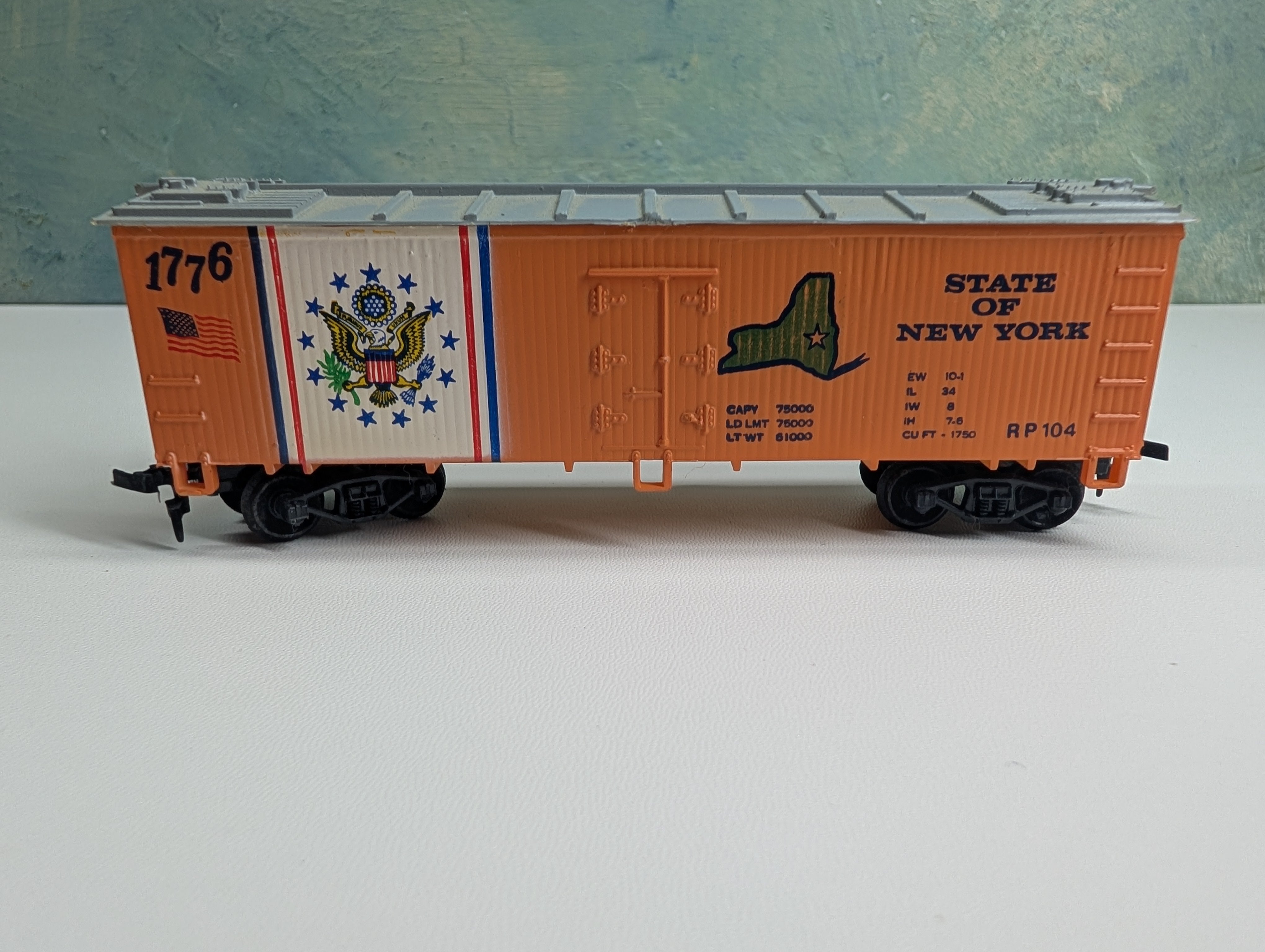 USED Life-Like HO Scale State Reefer New York