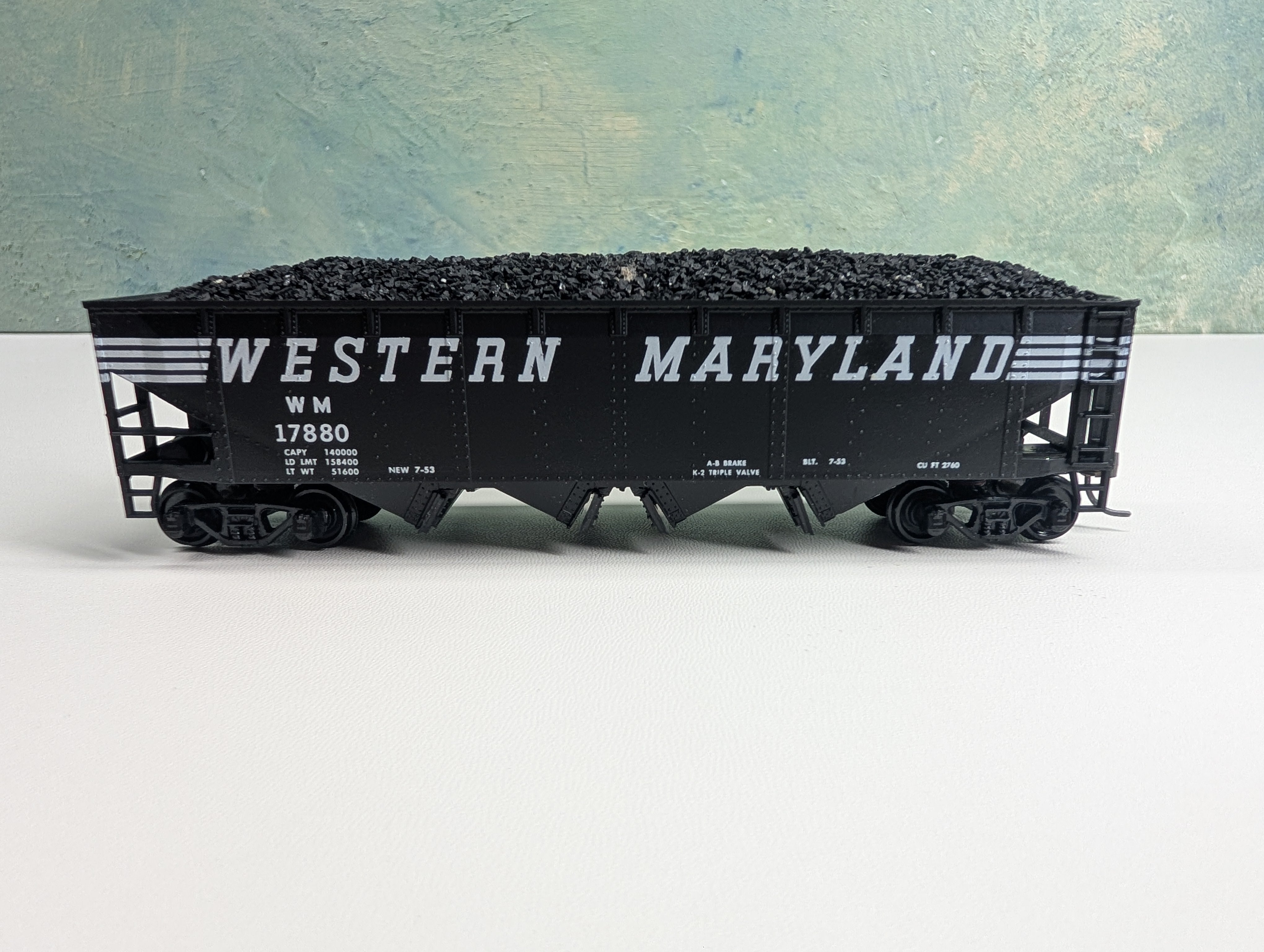 USED Athearn HO Scale Quad Hopper w/ Coal Load Western Maryland WM #17880 Bev-Bel