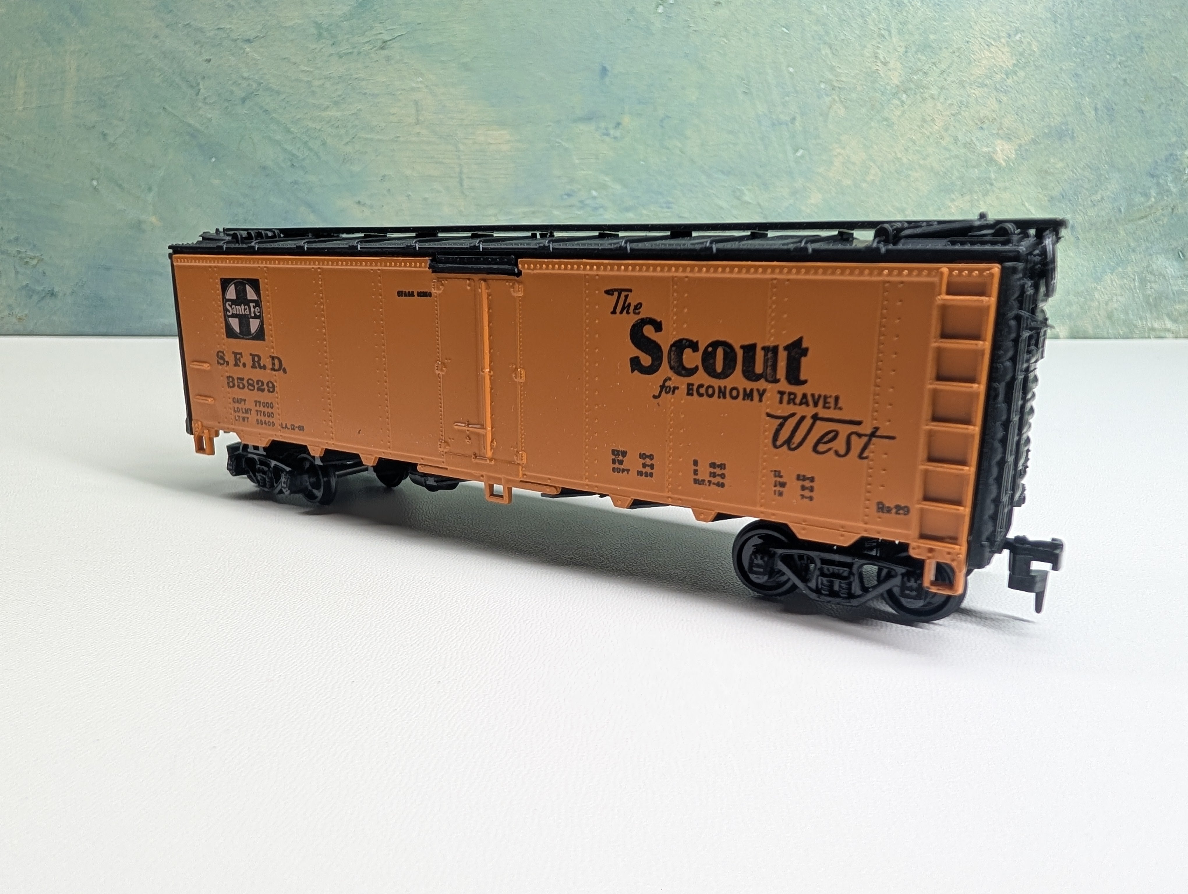 USED Athearn HO Scale 40' Reefer Santa Fe SFRD #35829
