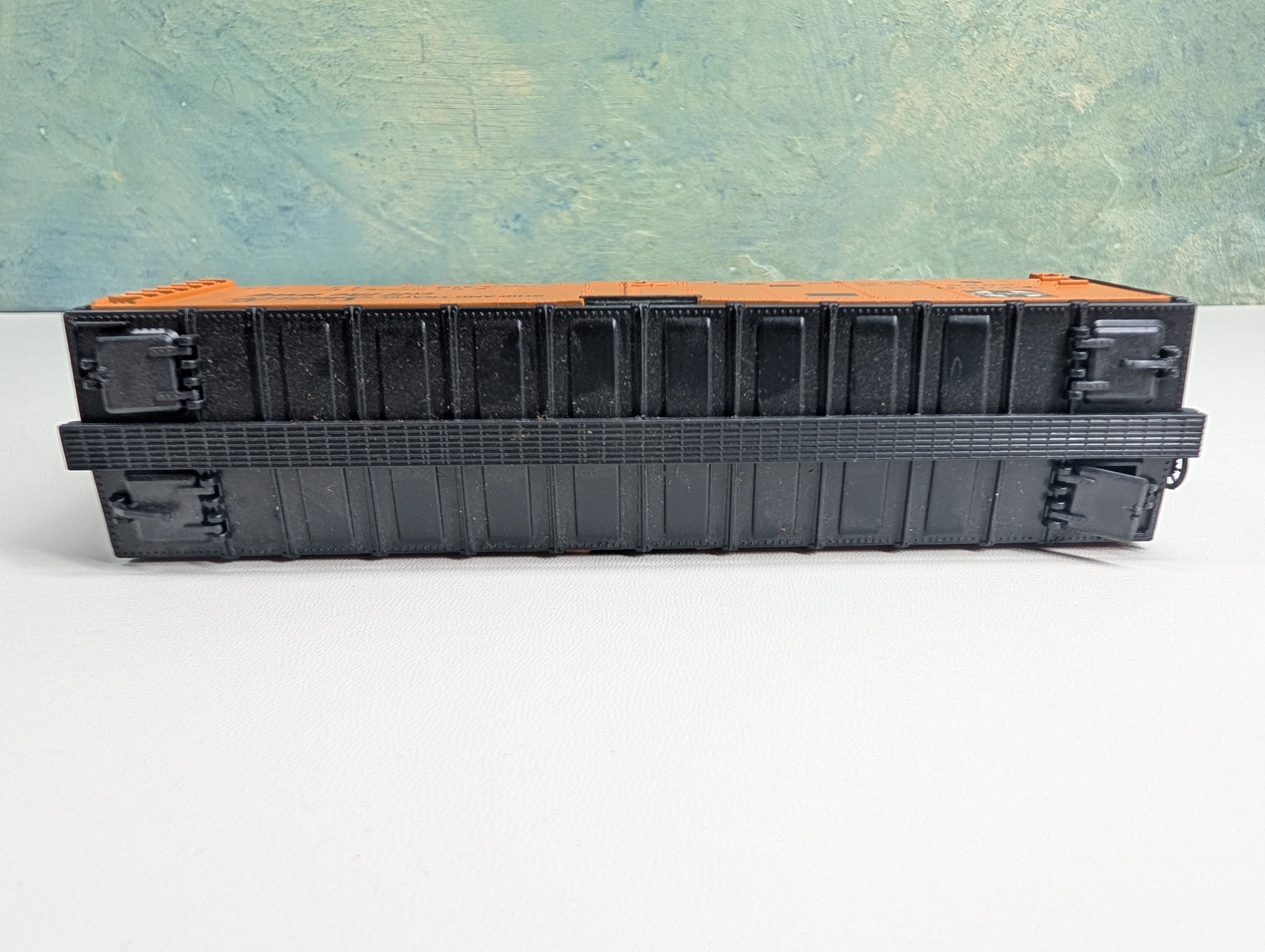 USED Athearn HO Scale 40' Reefer Santa Fe SFRD #8396