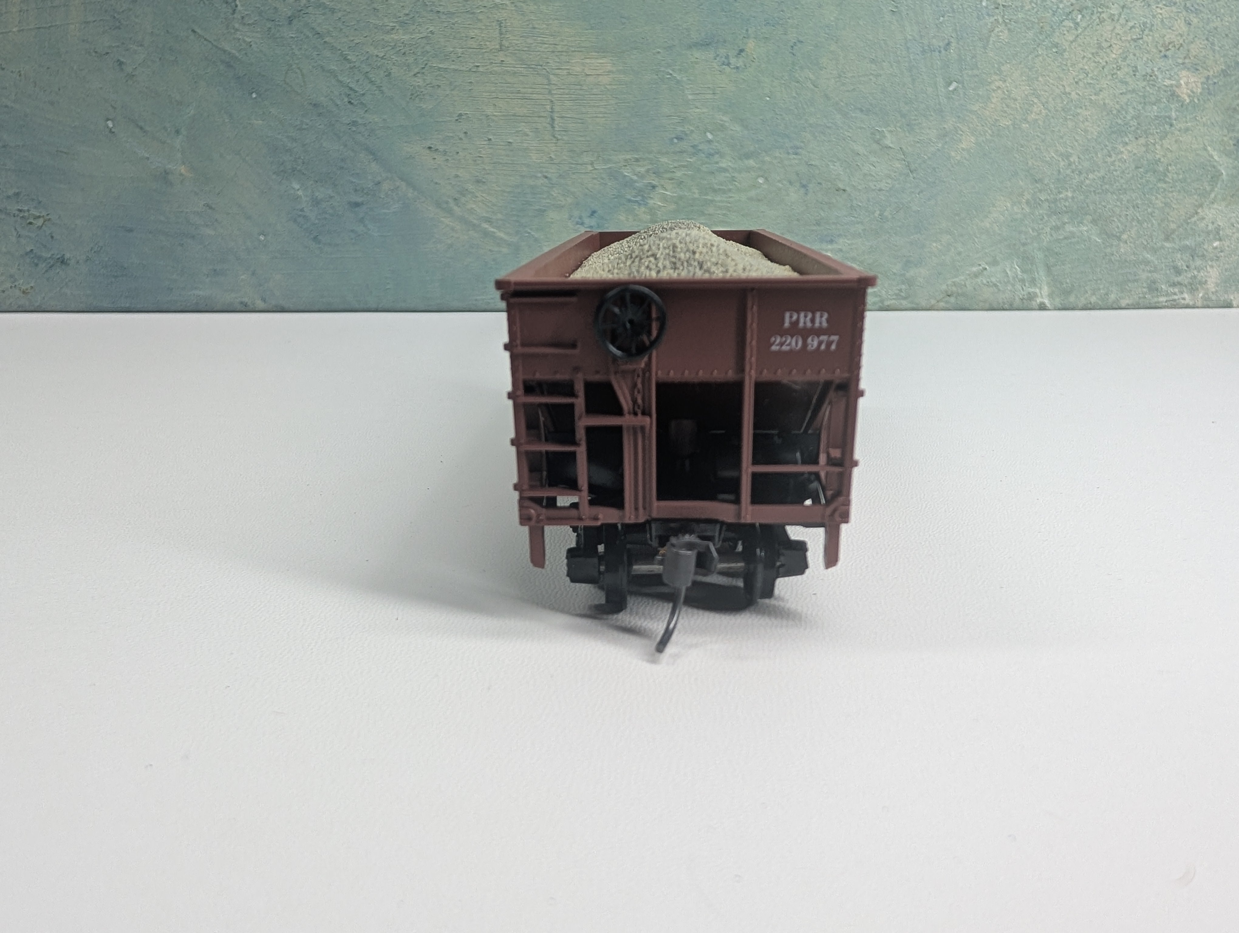 USED Athearn HO Scale H31B Hopper w/ Load Pennsylvania PRR #220977 War Bonds, 3rd Rail Graphics Custom