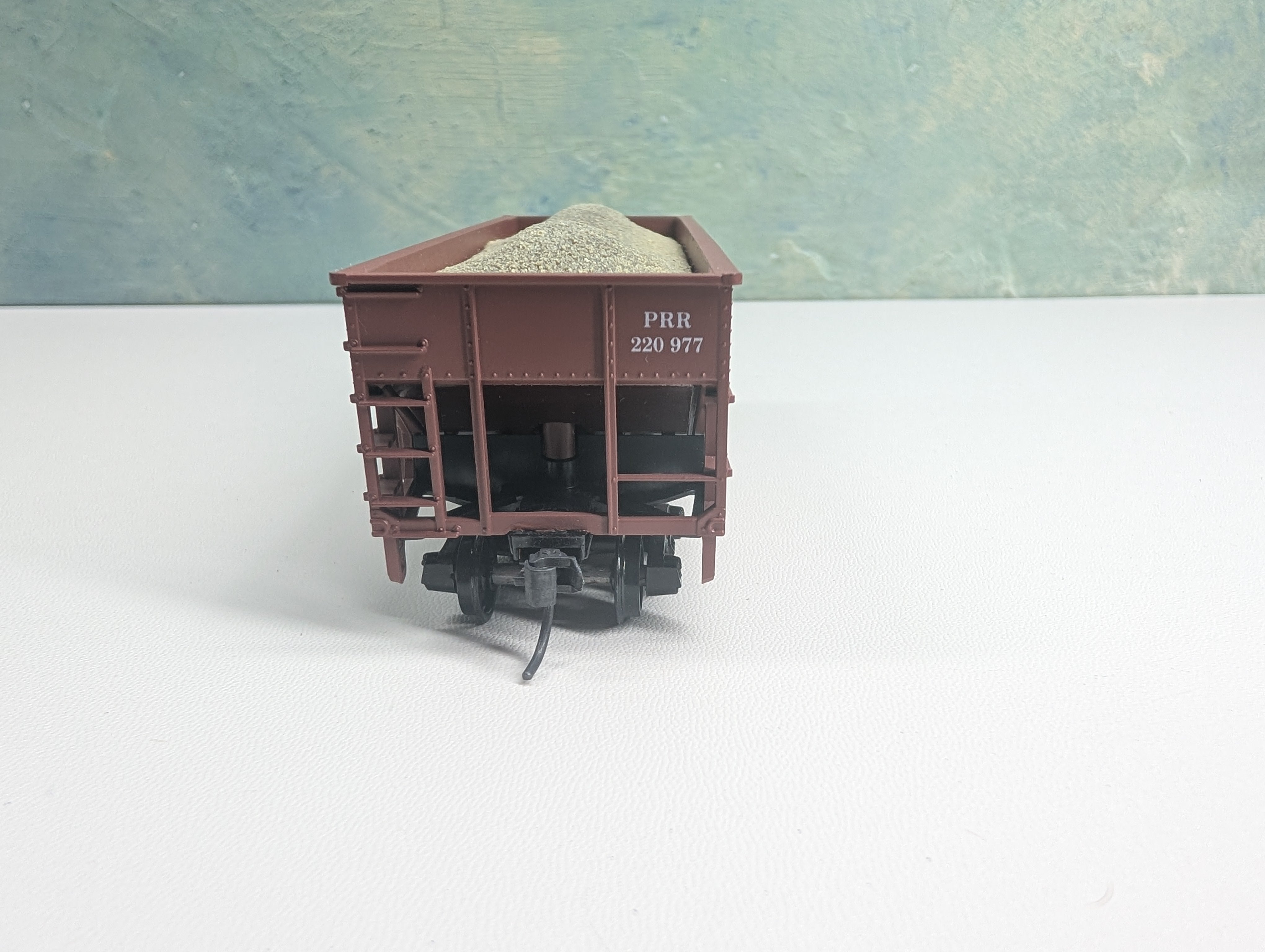 USED Athearn HO Scale H31B Hopper w/ Load Pennsylvania PRR #220977 War Bonds, 3rd Rail Graphics Custom