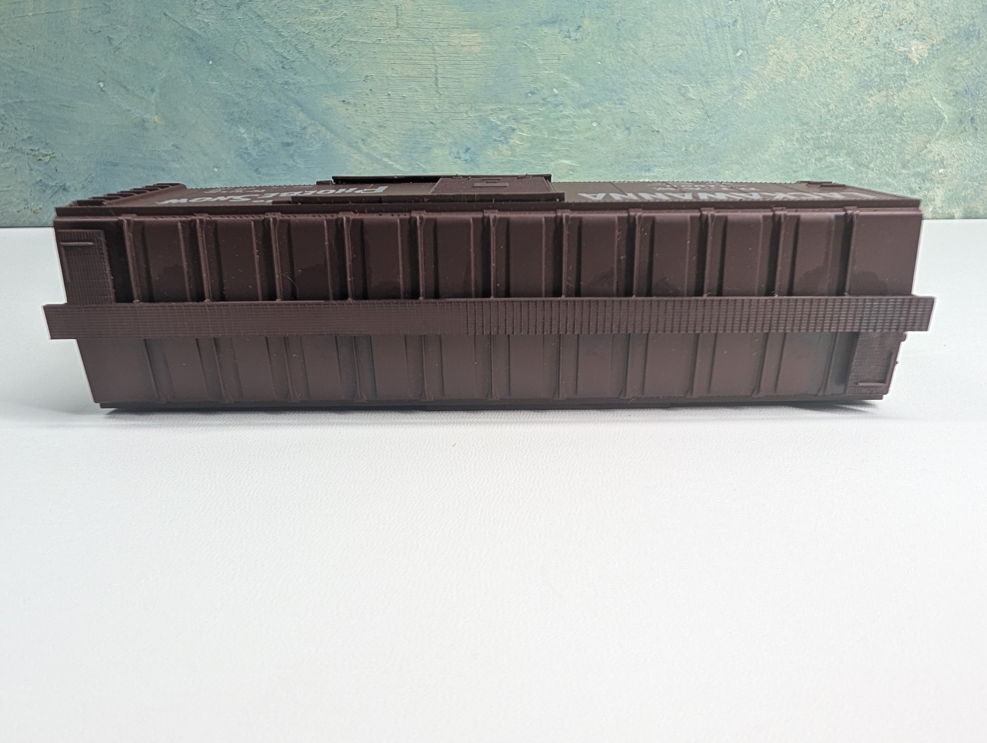 USED Athearn HO Scale 40' Box Car Lackawanna DL&W #51999 RailRunner Custom