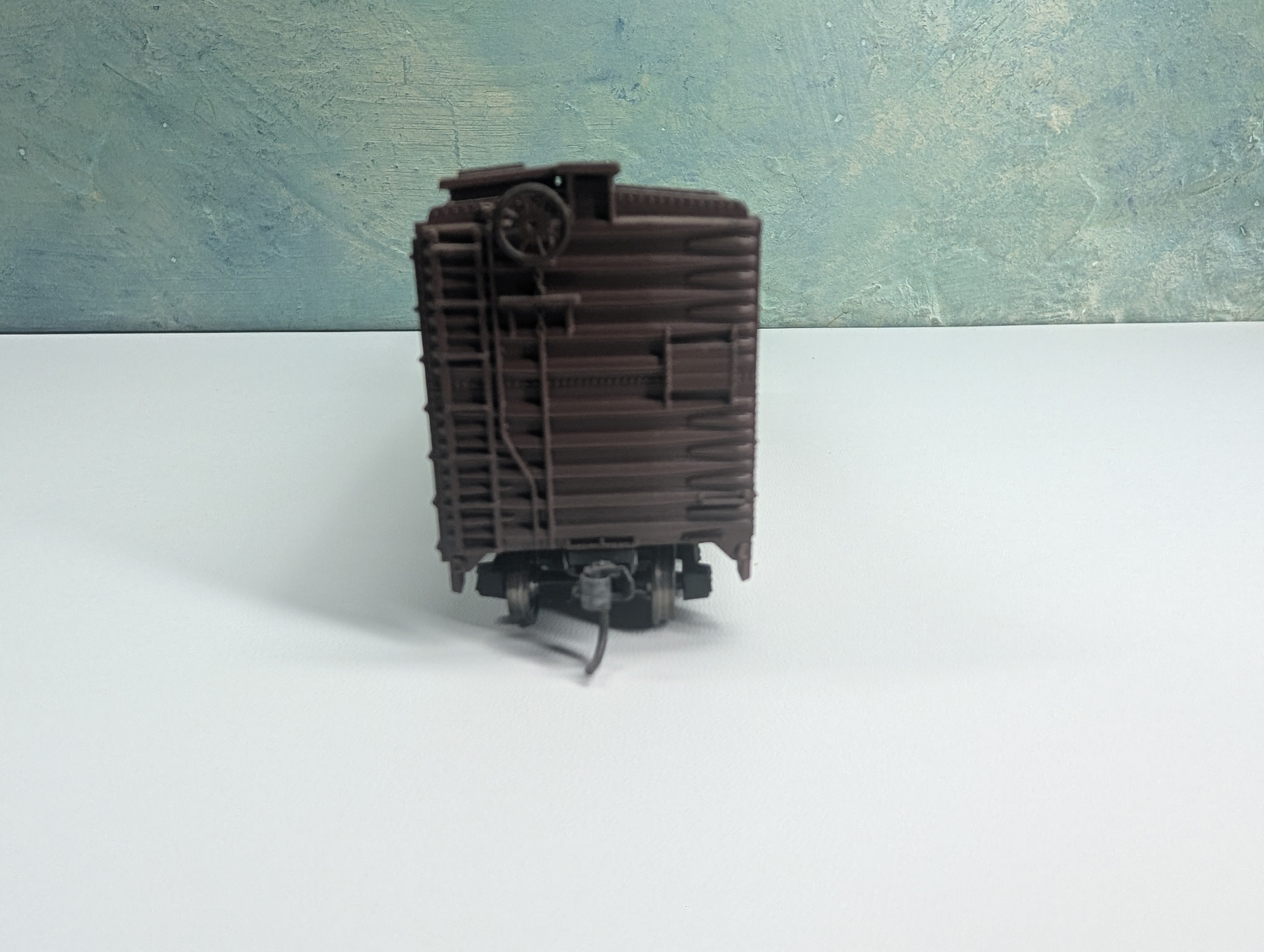 USED Athearn HO Scale Beautifully Weathered 40' Box Car Great Northern GN #11582 Metal Wheels