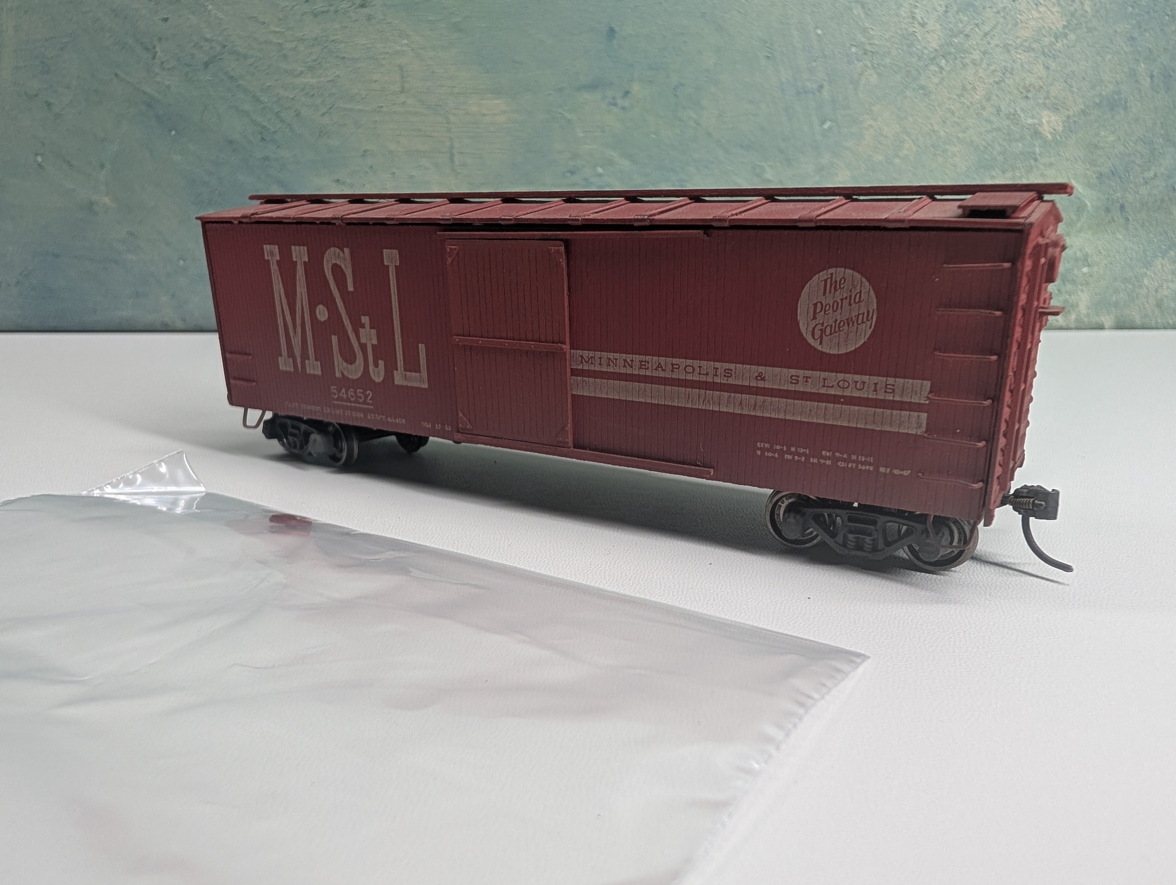 USED HO Scale Real Wood Wooden Box Car MStL #54652 Metal Wheels, Weathered
