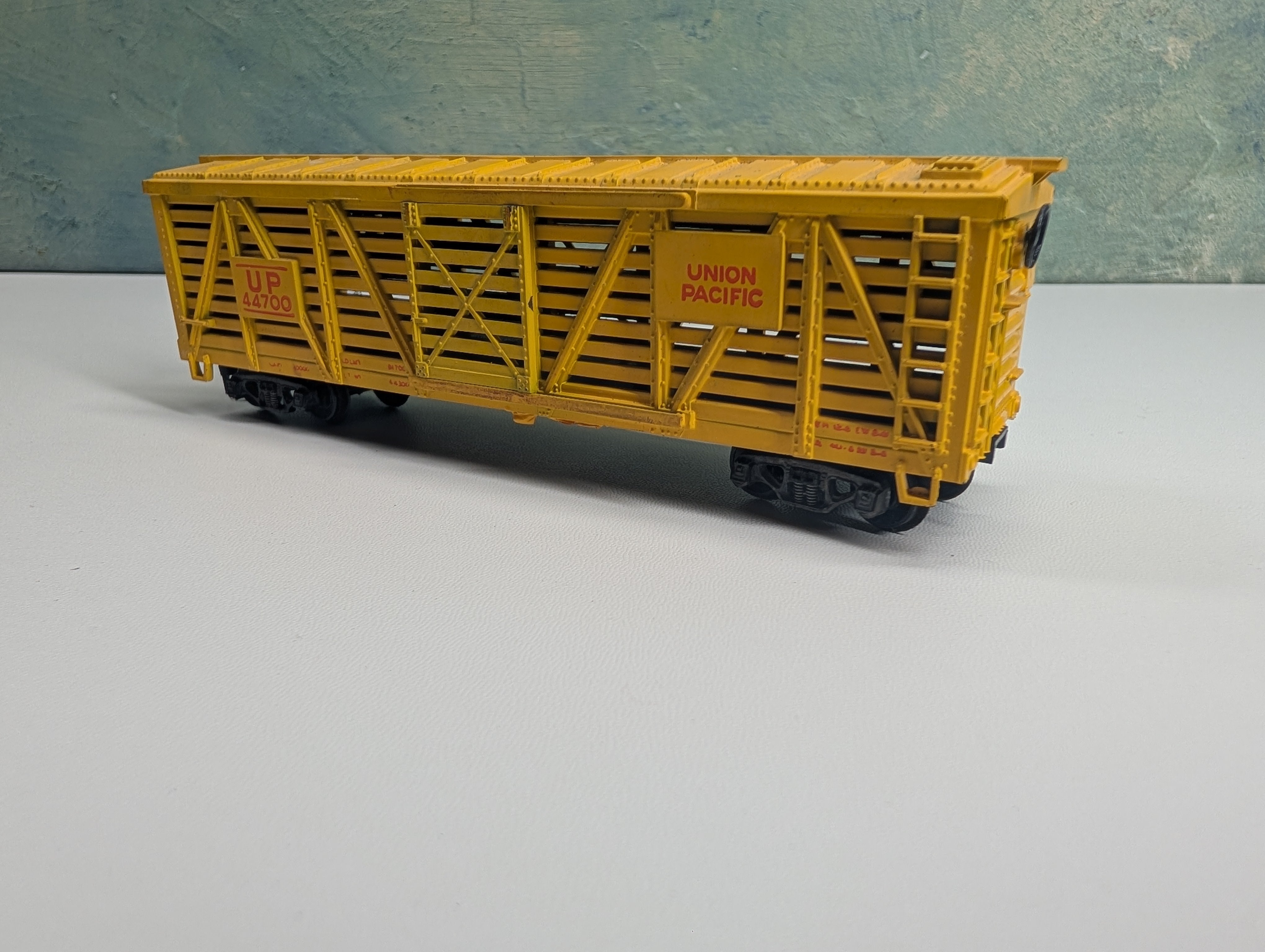 USED Varney HO Scale Cattle Stock Car Union Pacific UP #44700