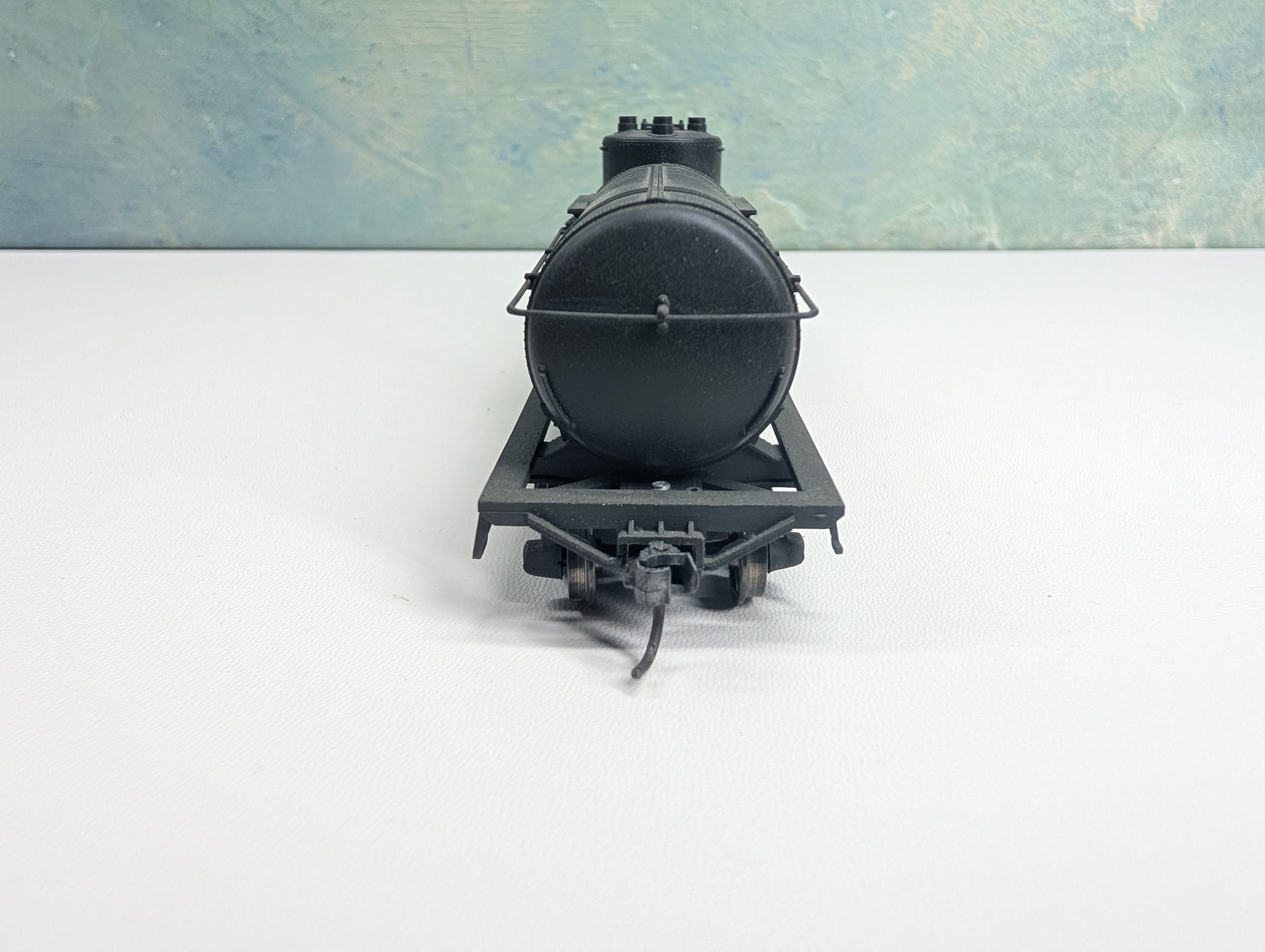 USED Athearn HO Scale Single Dome Tank Car Santa Fe ATSF #100801 Weathered, Metal Wheels
