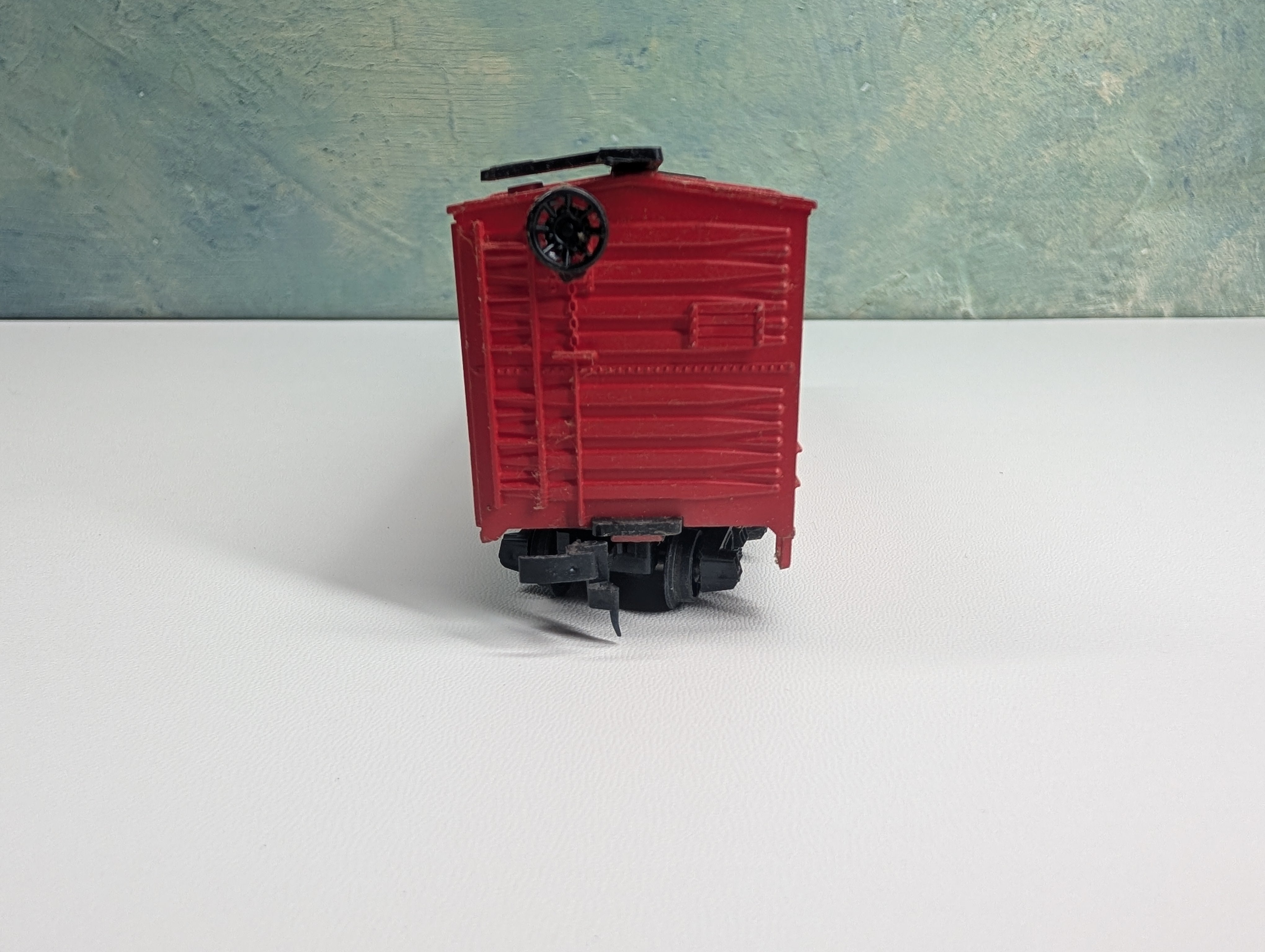 USED Roco HO Scale Wooden Box Car MStL #54650