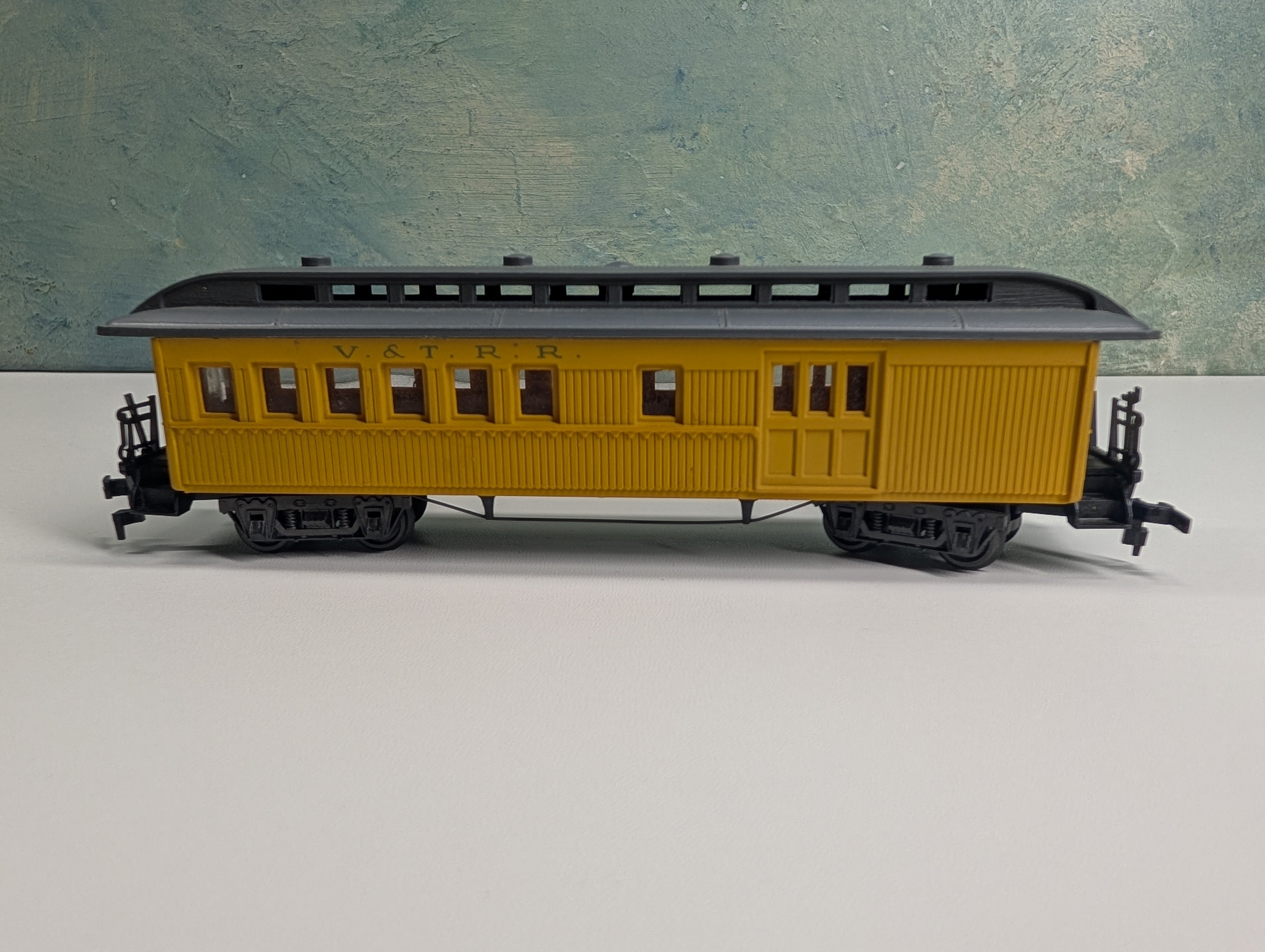 USED Pocher HO Scale Old Time Passenger Car Virginia and Truckee V&TRR
