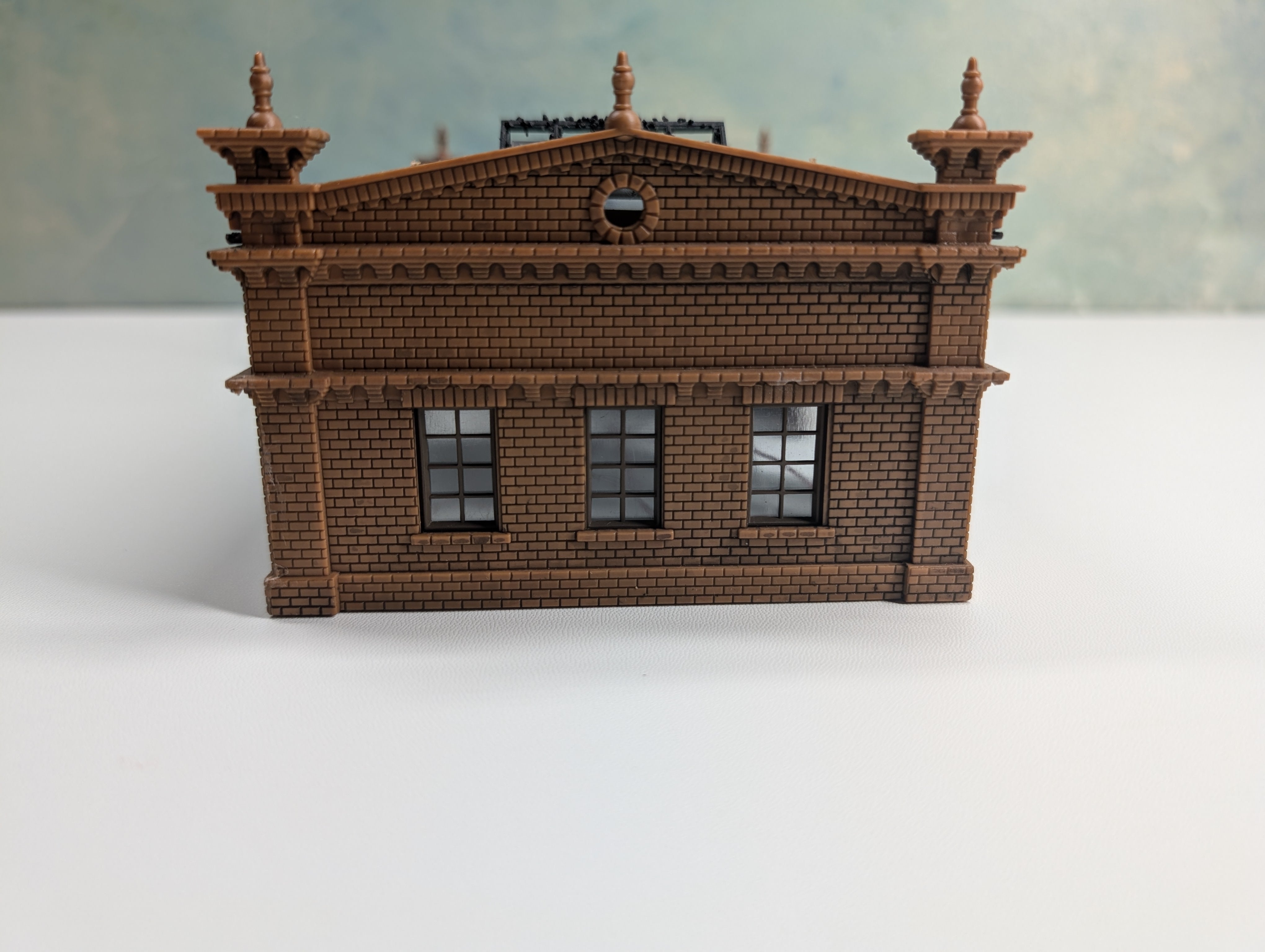 USED HO Scale Brick Factory, Warehouse (Weathered)