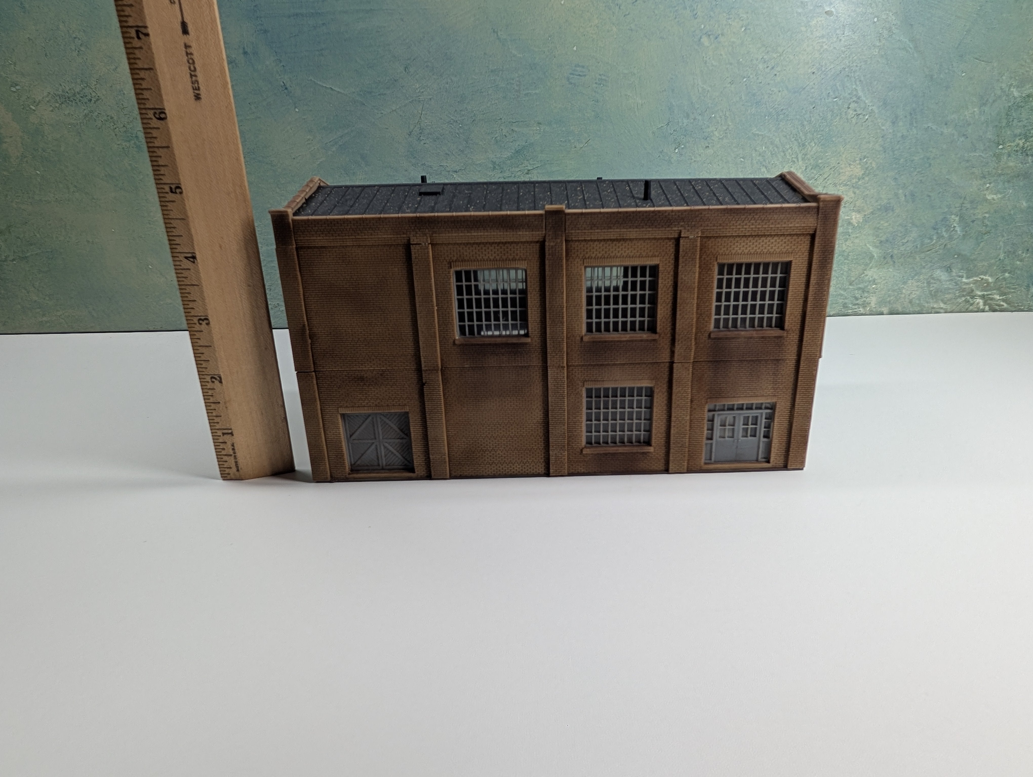 USED HO Scale Brick Factory, Warehouse (Weathered)