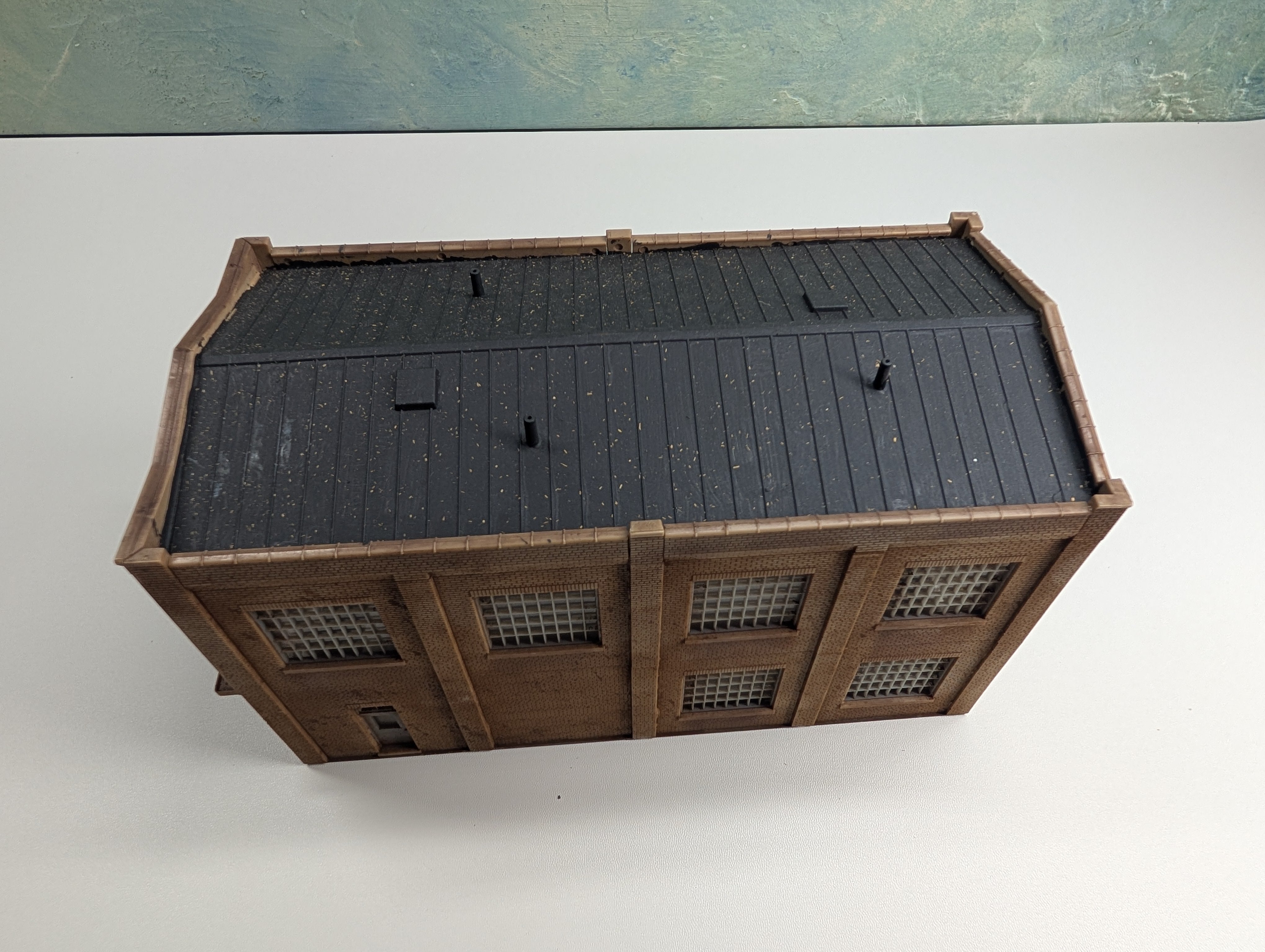 USED HO Scale Brick Factory, Warehouse (Weathered)