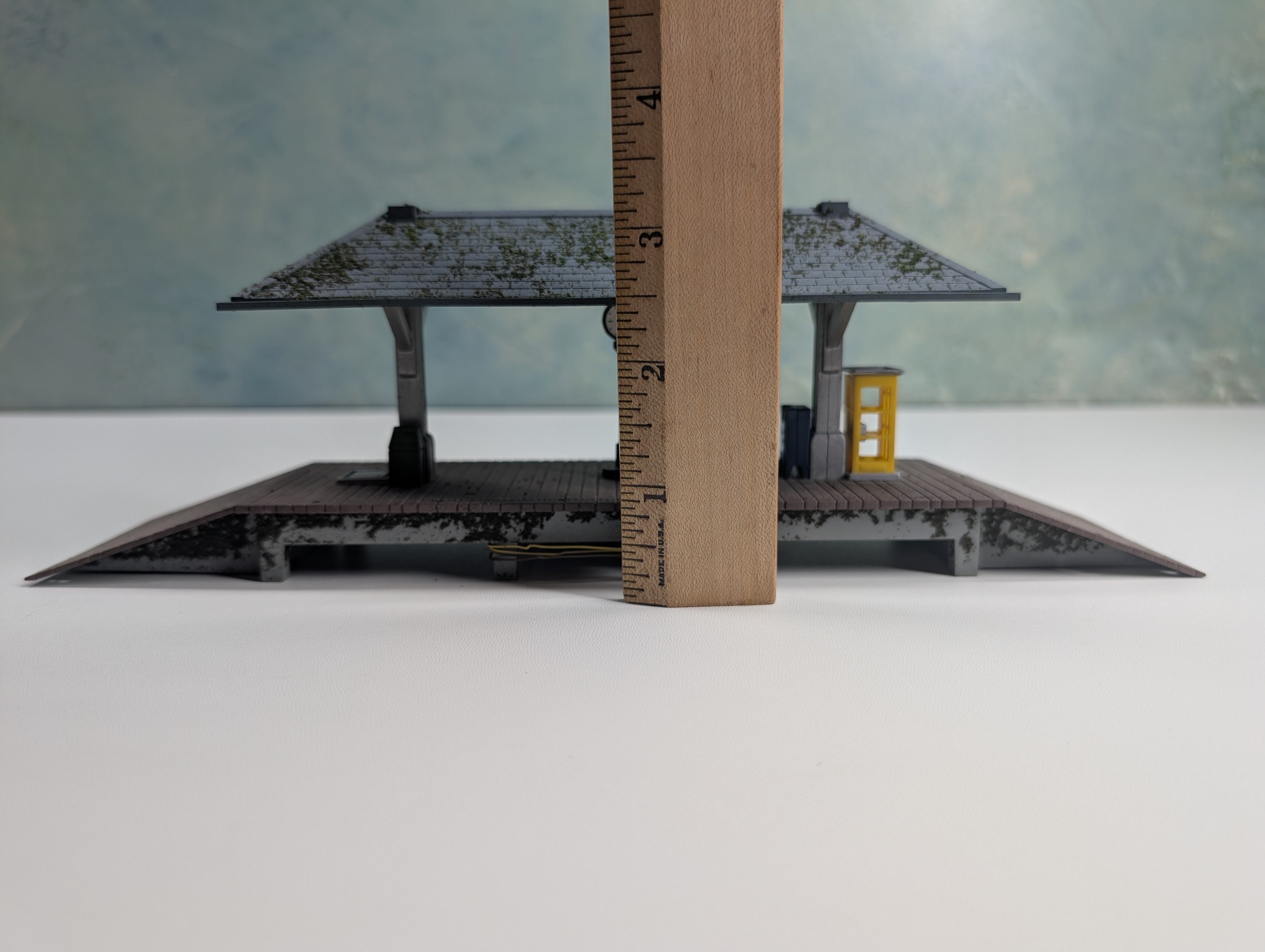 USED HO Scale Train Station Platform w/ Details (Weathered)