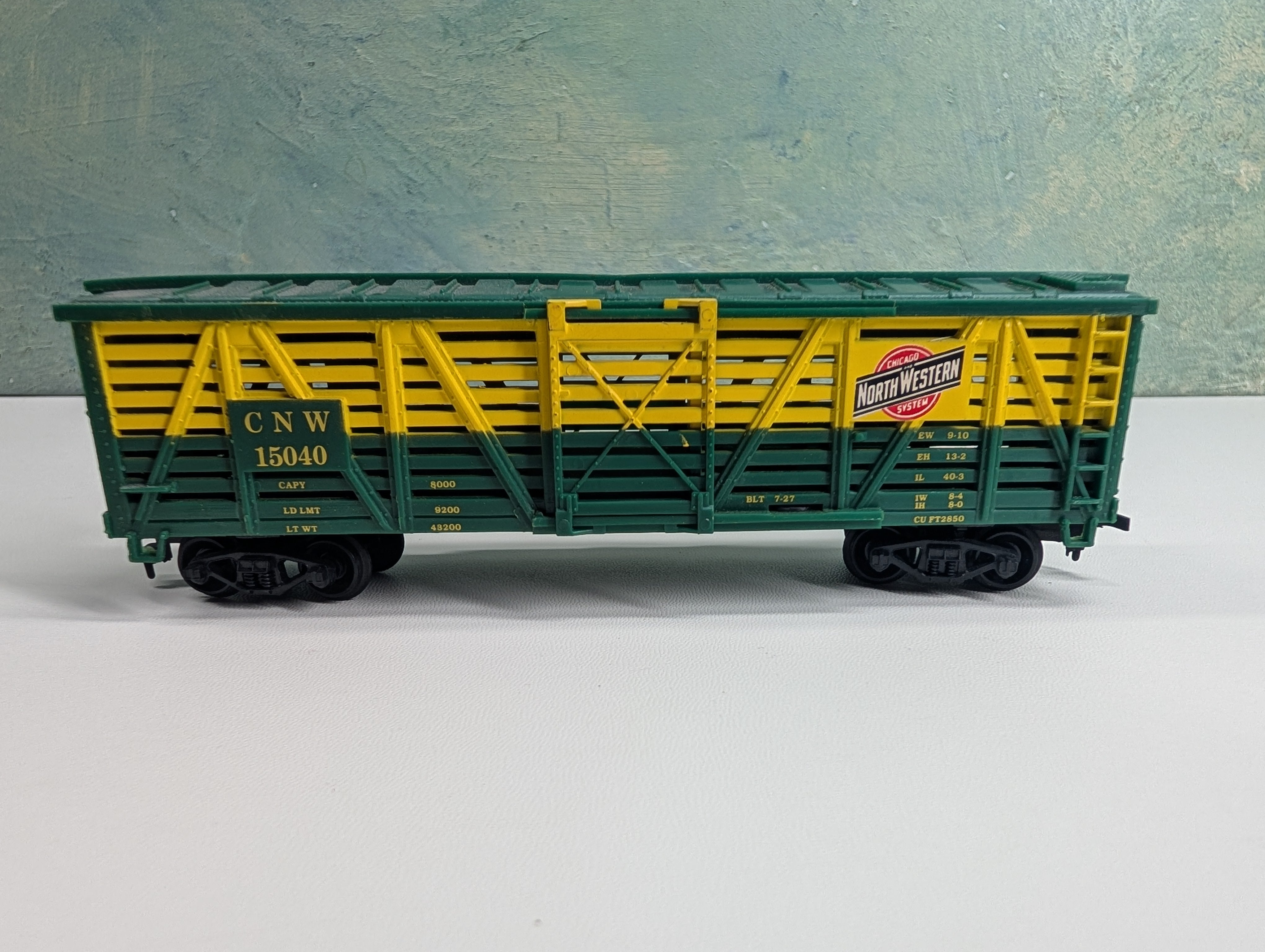 USED Life-Like HO Scale Cattle Stock Car Chicago & North Western CNW #15040