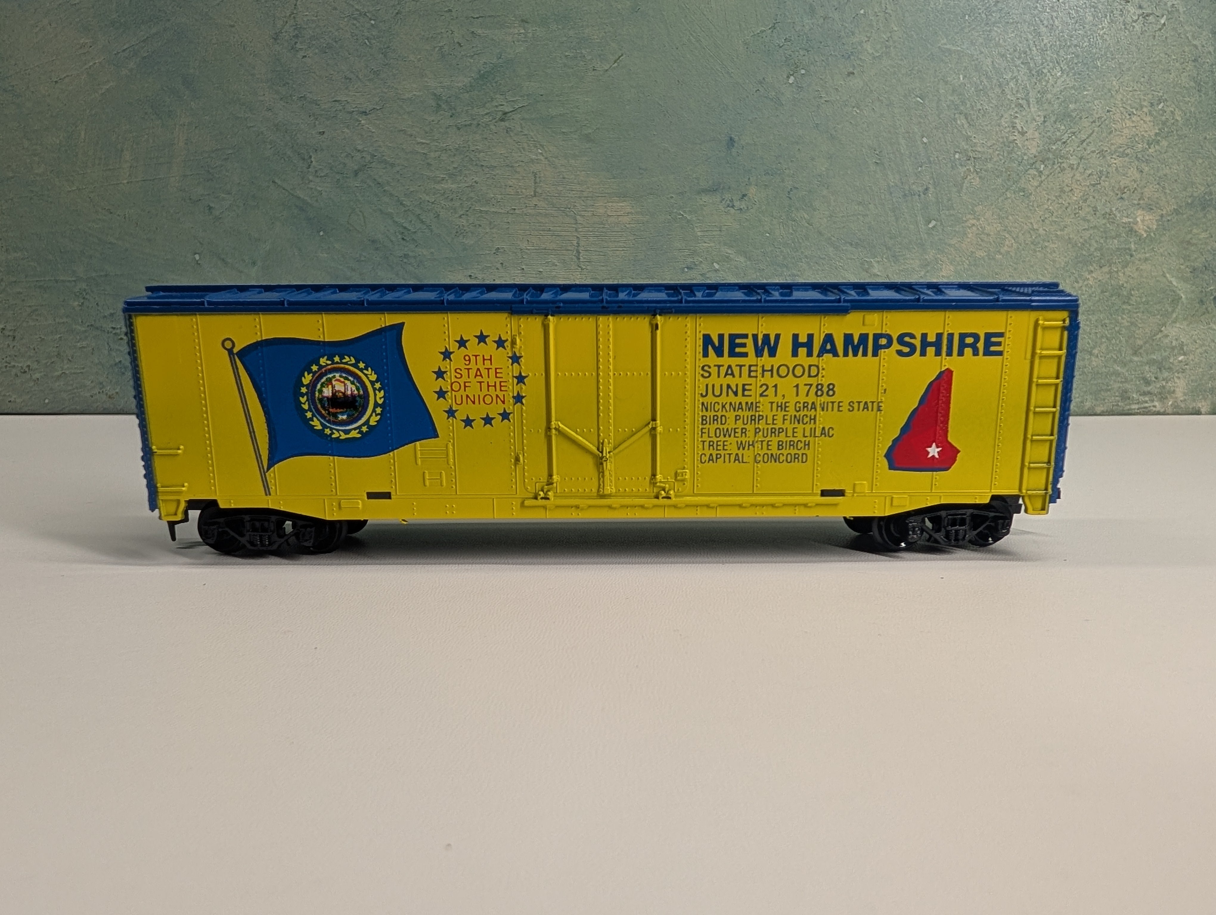 USED Tyco HO Scale 50' State Box Car New Hampshire