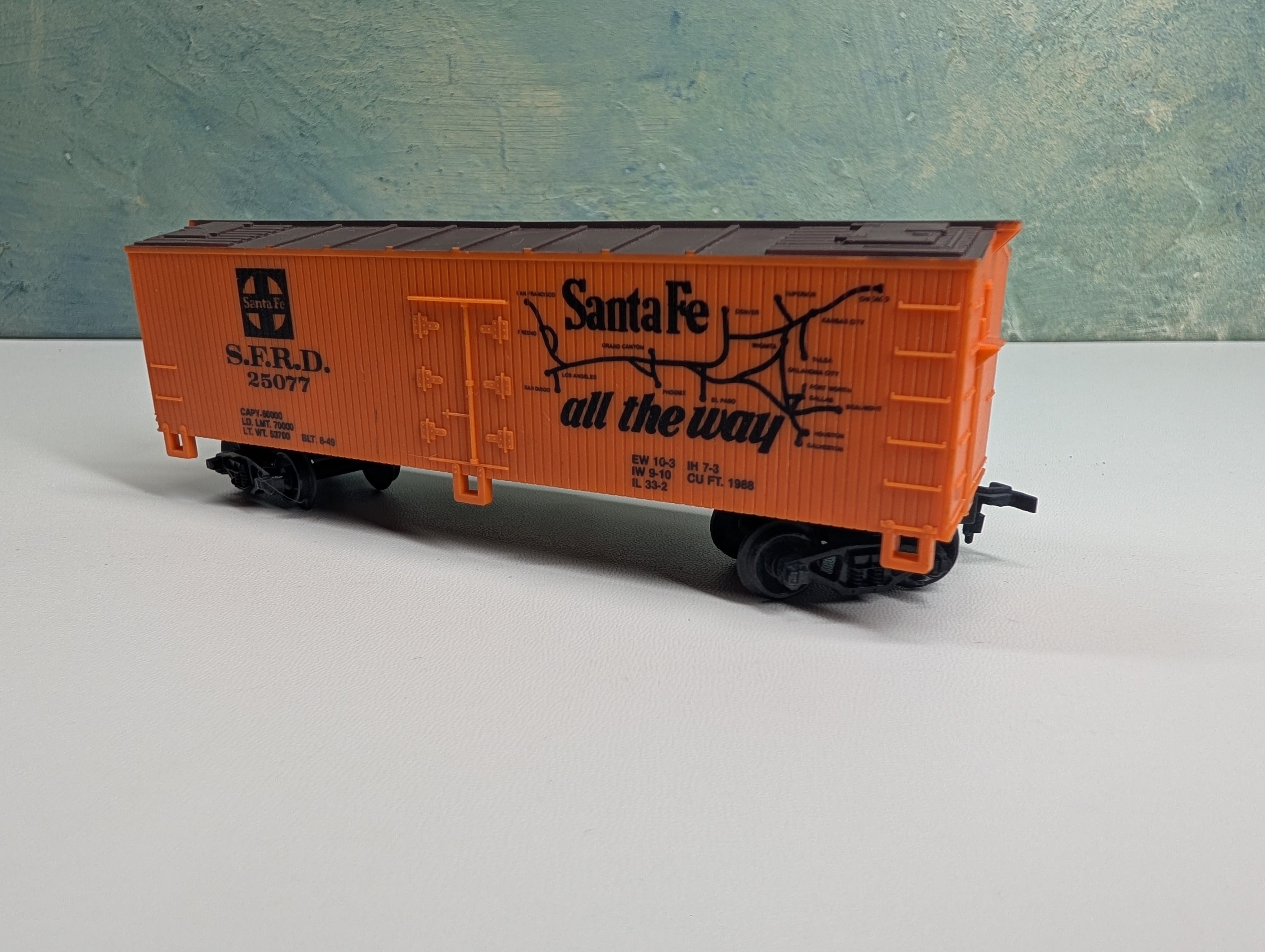 USED Life-Like HO Scale Reefer Santa Fe SFRD #25077