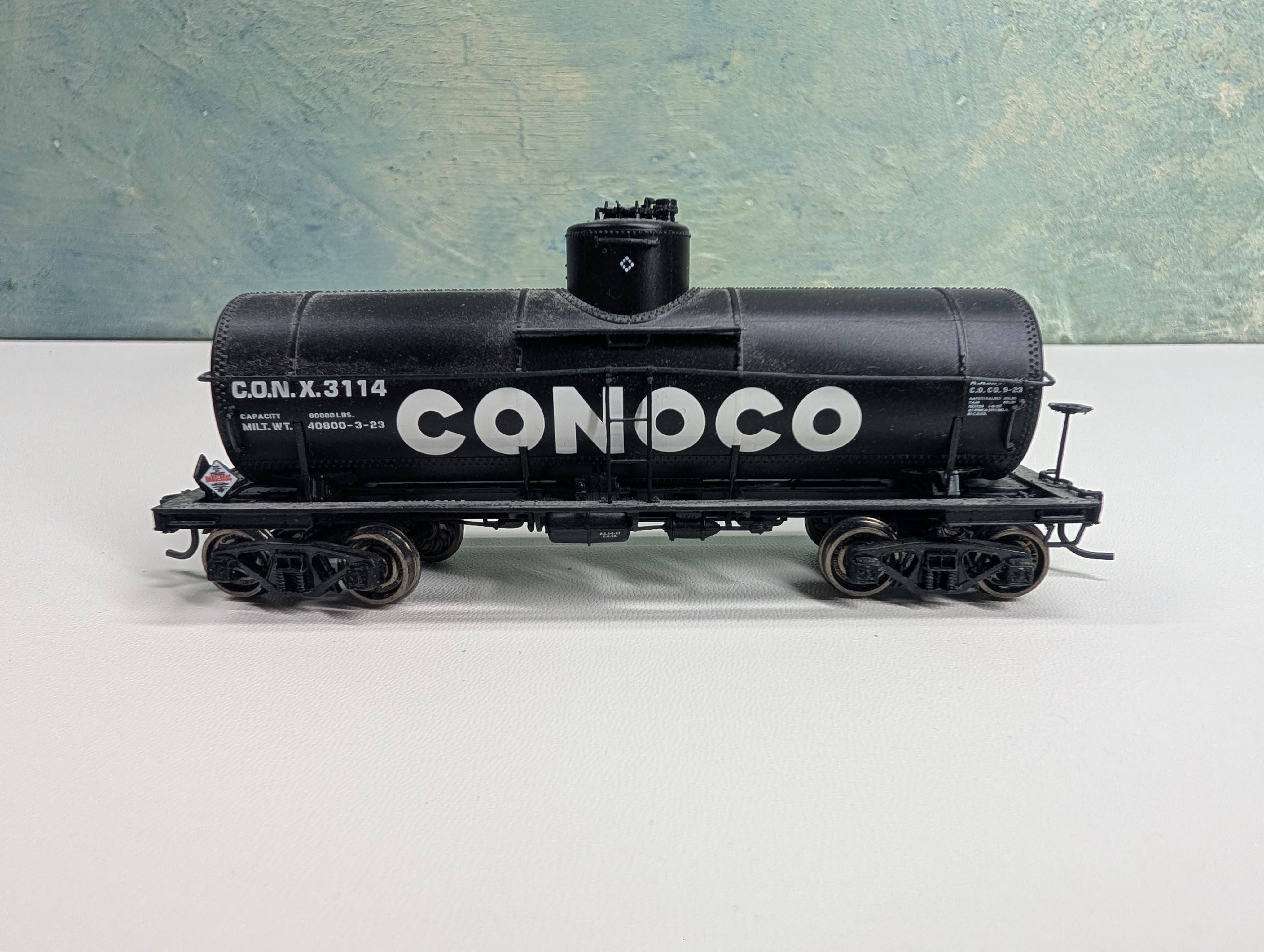 USED Life-Like HO Scale Single Dome Tank Car Conoco CONX #3114 Proto 2000, Metal Wheels