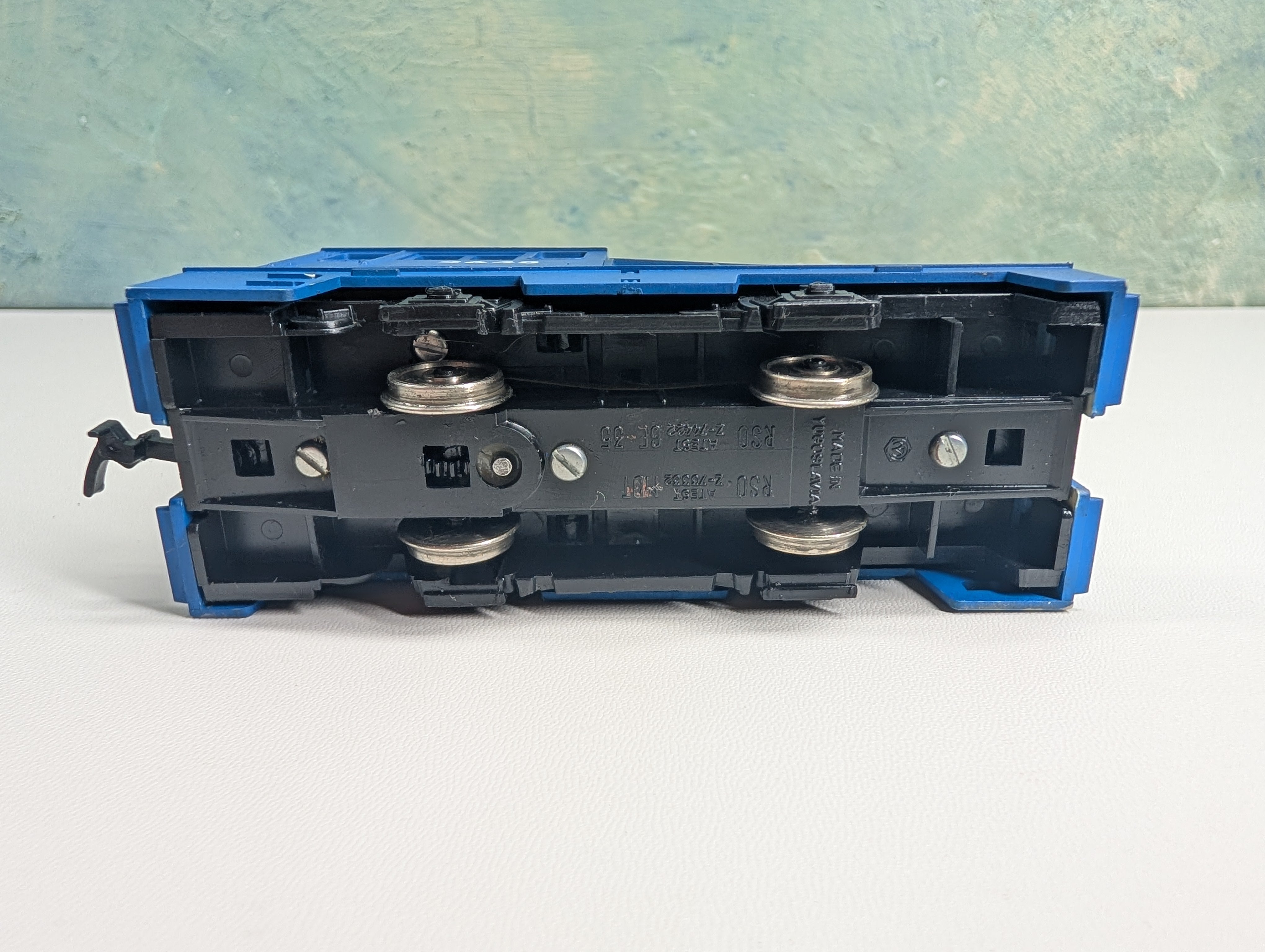 USED AHM HO Scale GE 35 Ton Switcher Locomotive Conrail #2648 Tested DC