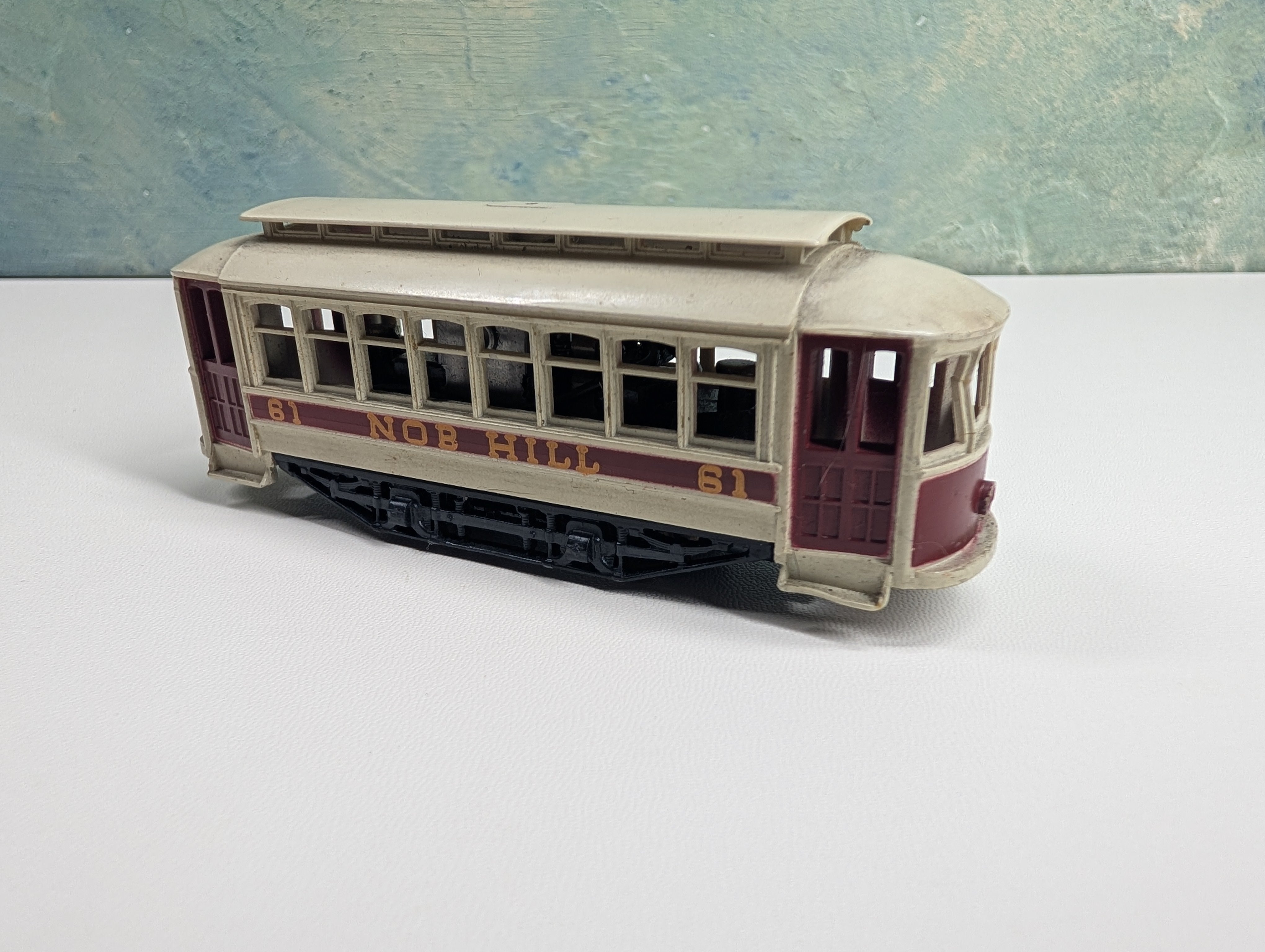 USED Tyco HO Scale Trolley Nob Hill #61 Tested DC