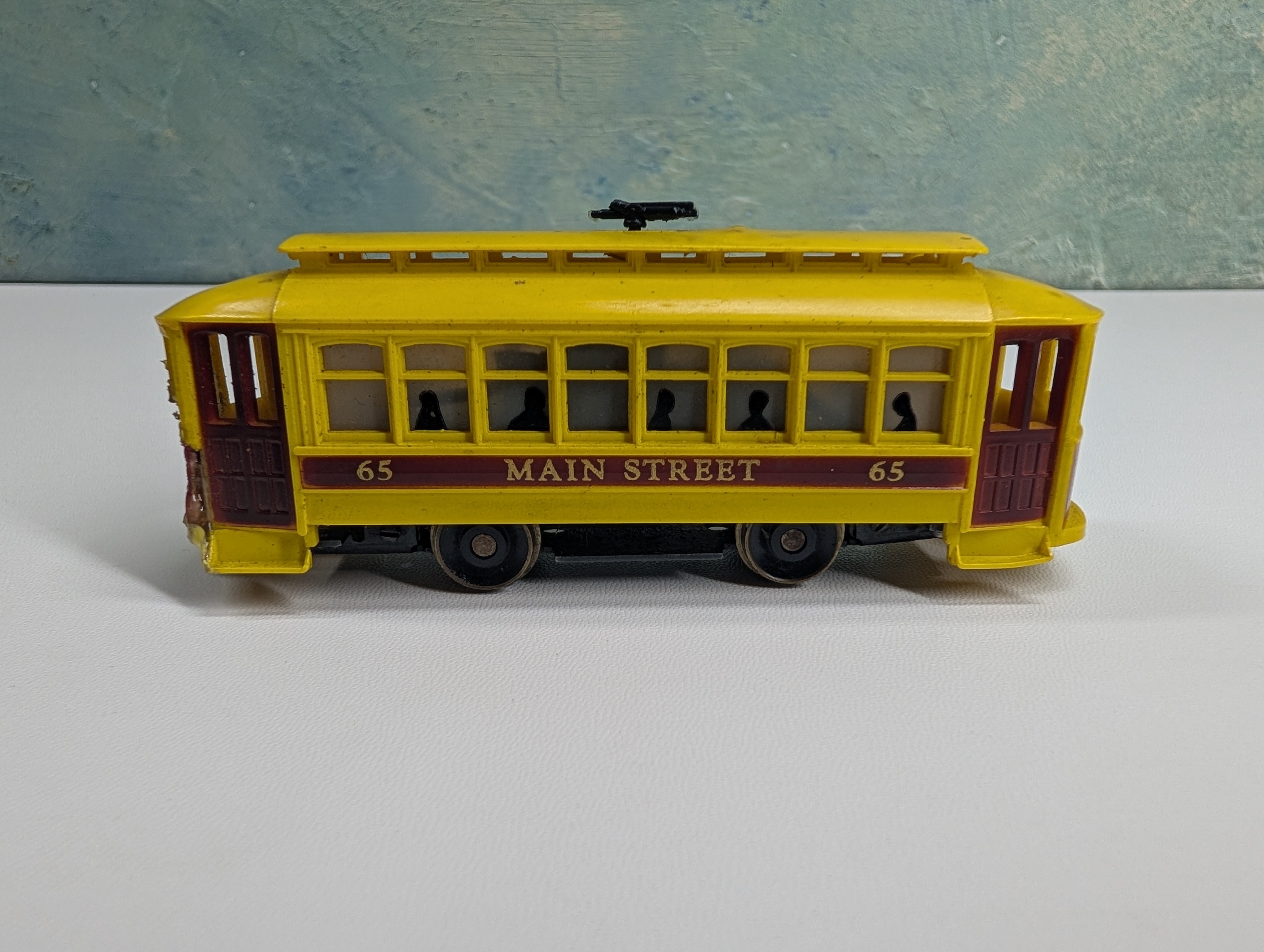 USED Tyco HO Scale Trolley Main Street #65 Parts/Repair