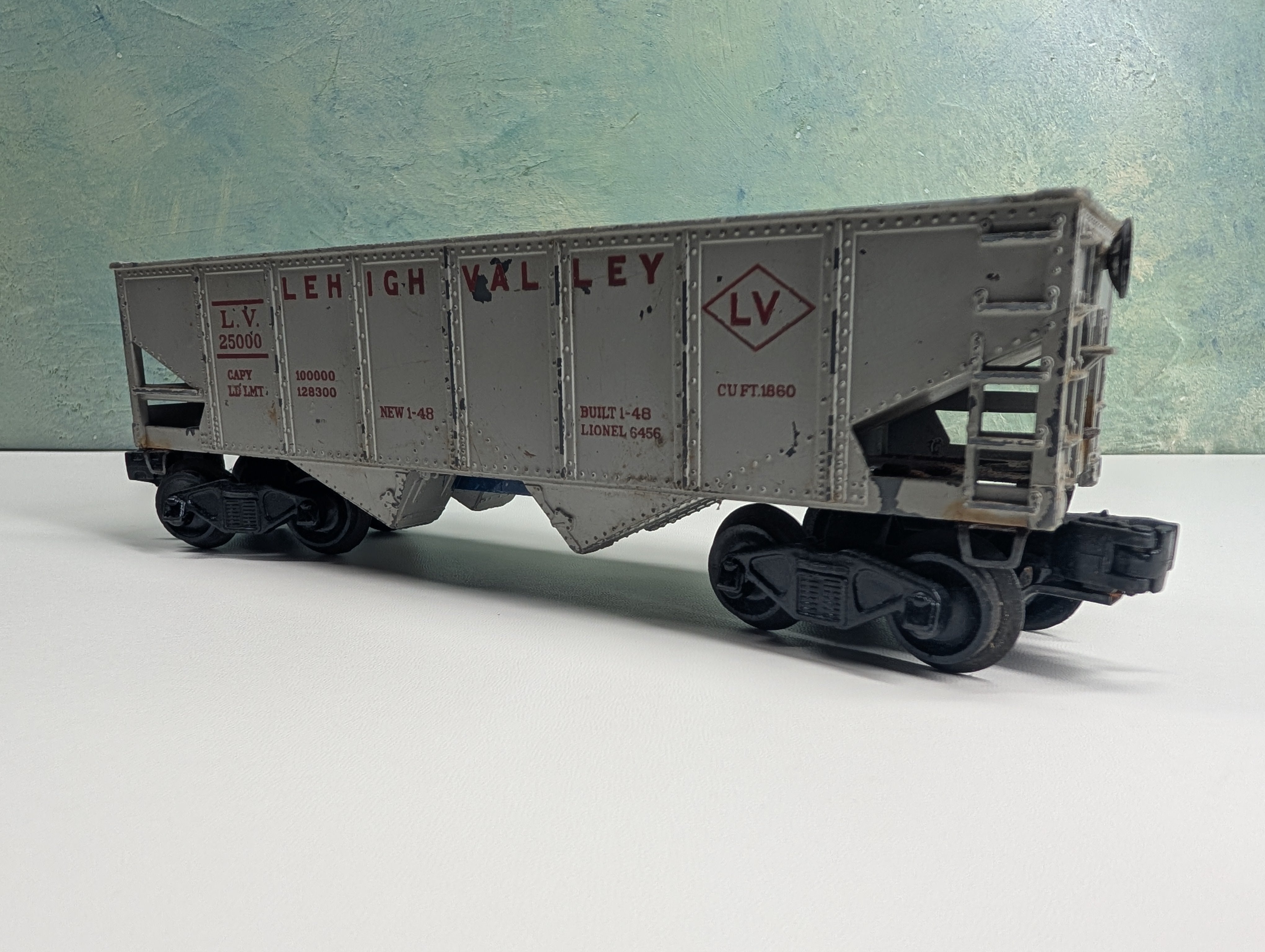 USED Lionel O Open Hopper Lehigh Valley LB #25000