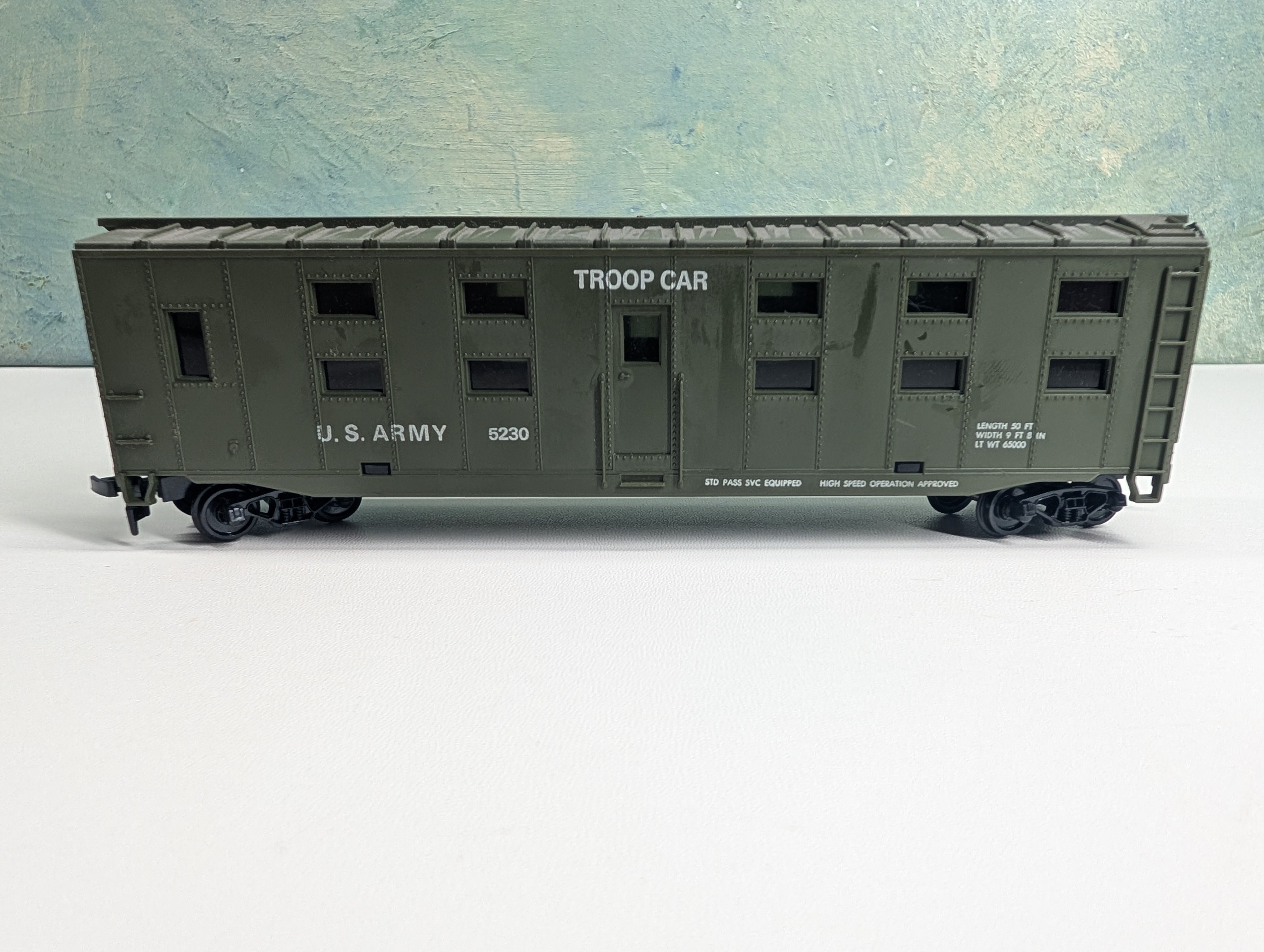 USED Cox HO Scale Troop Car US Army #5230