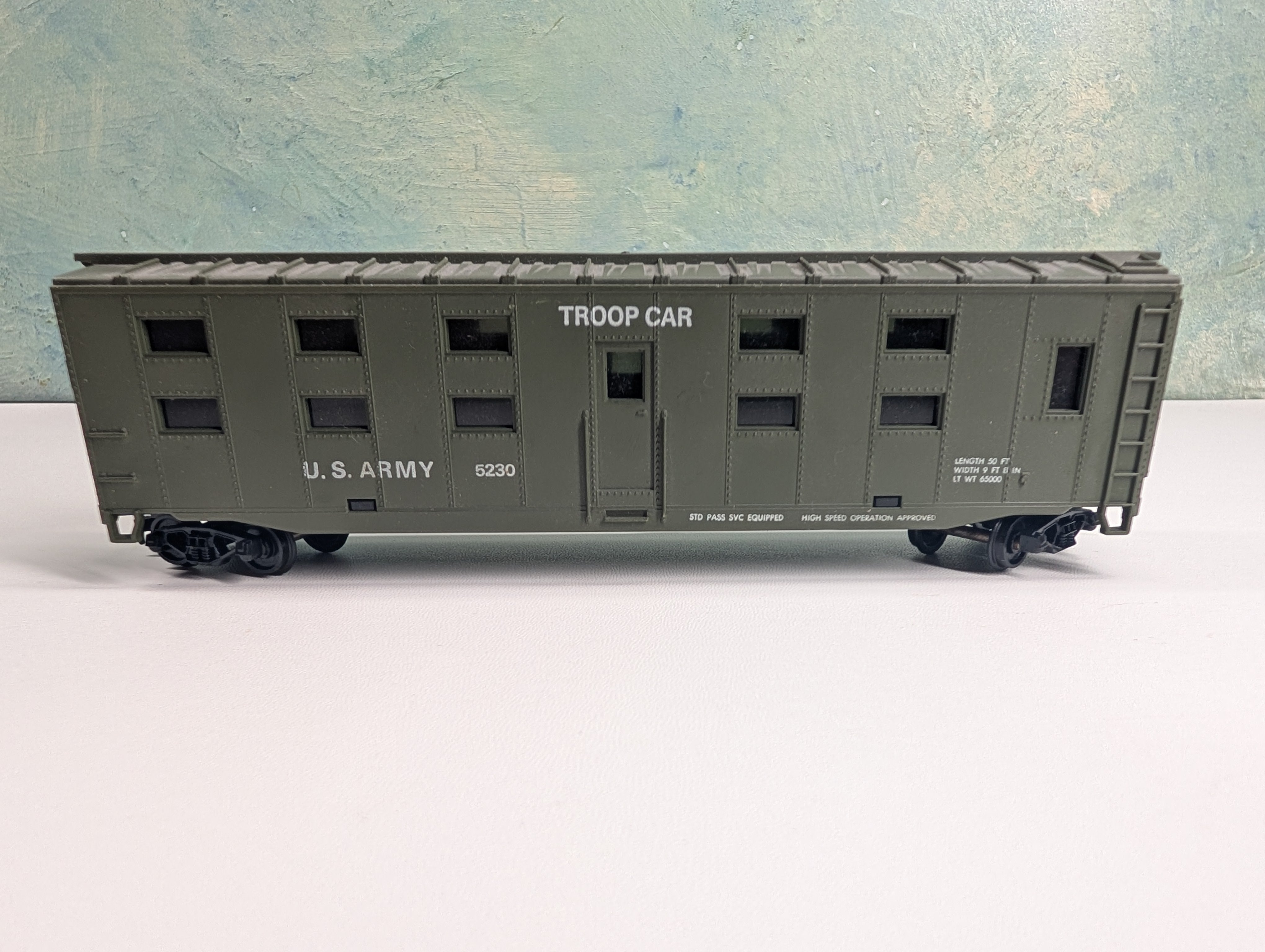 USED Cox HO Scale Troop Car US Army #5230