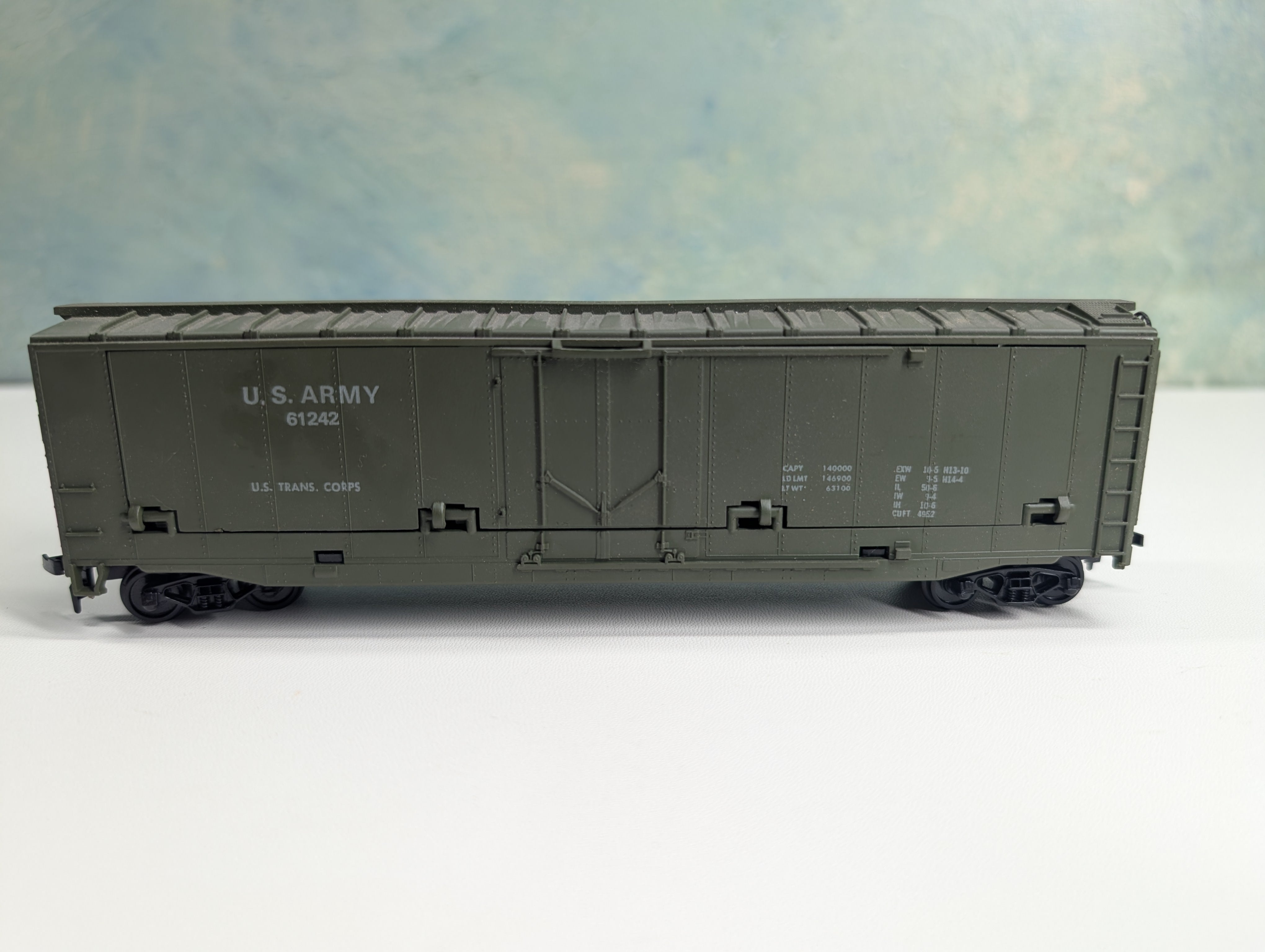 USED Cox HO Scale Ammo Car US Army #61242