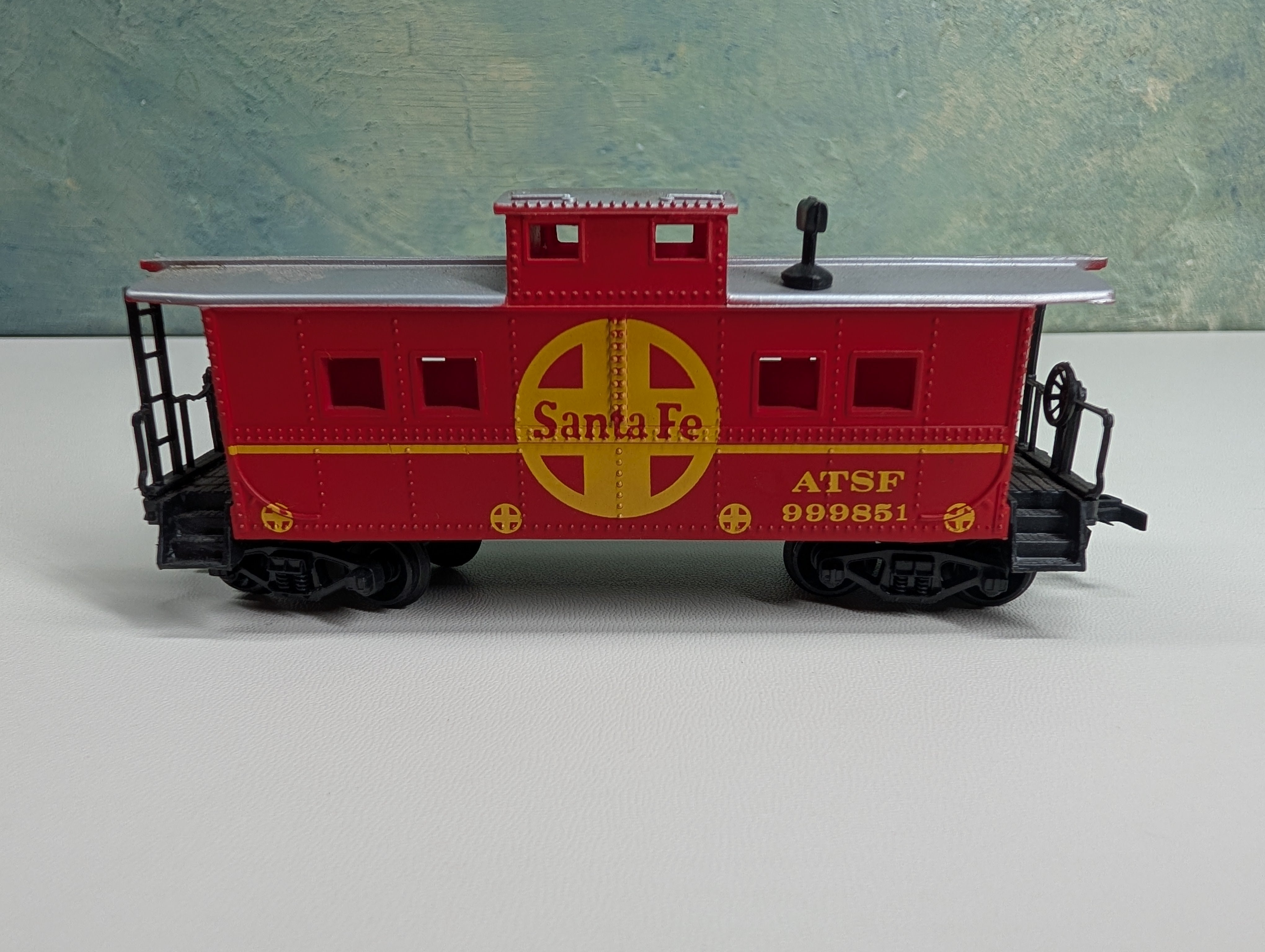 USED Life-Like HO Scale Caboose Santa Fe ATSF #999851