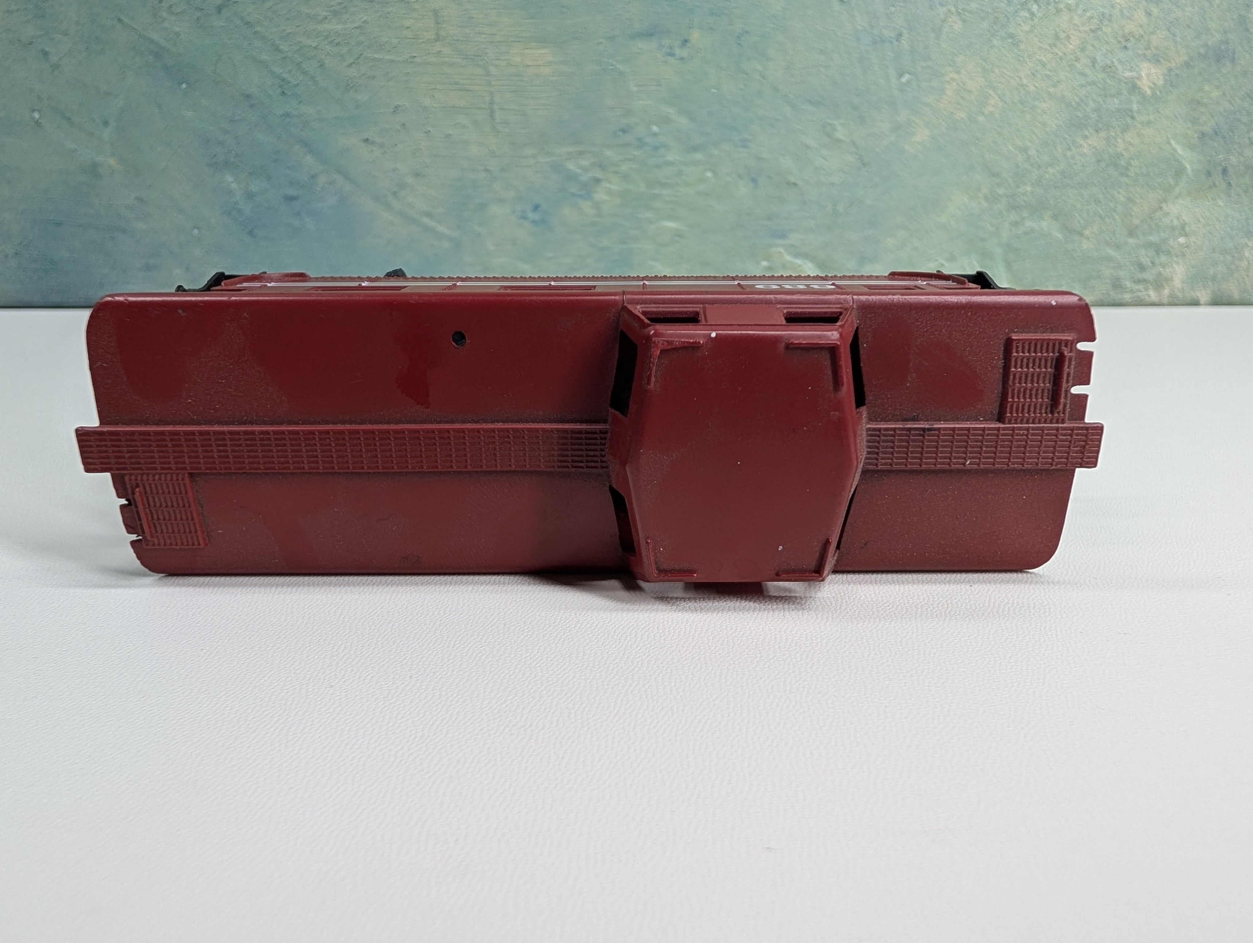 USED Tyco HO Scale Caboose #689