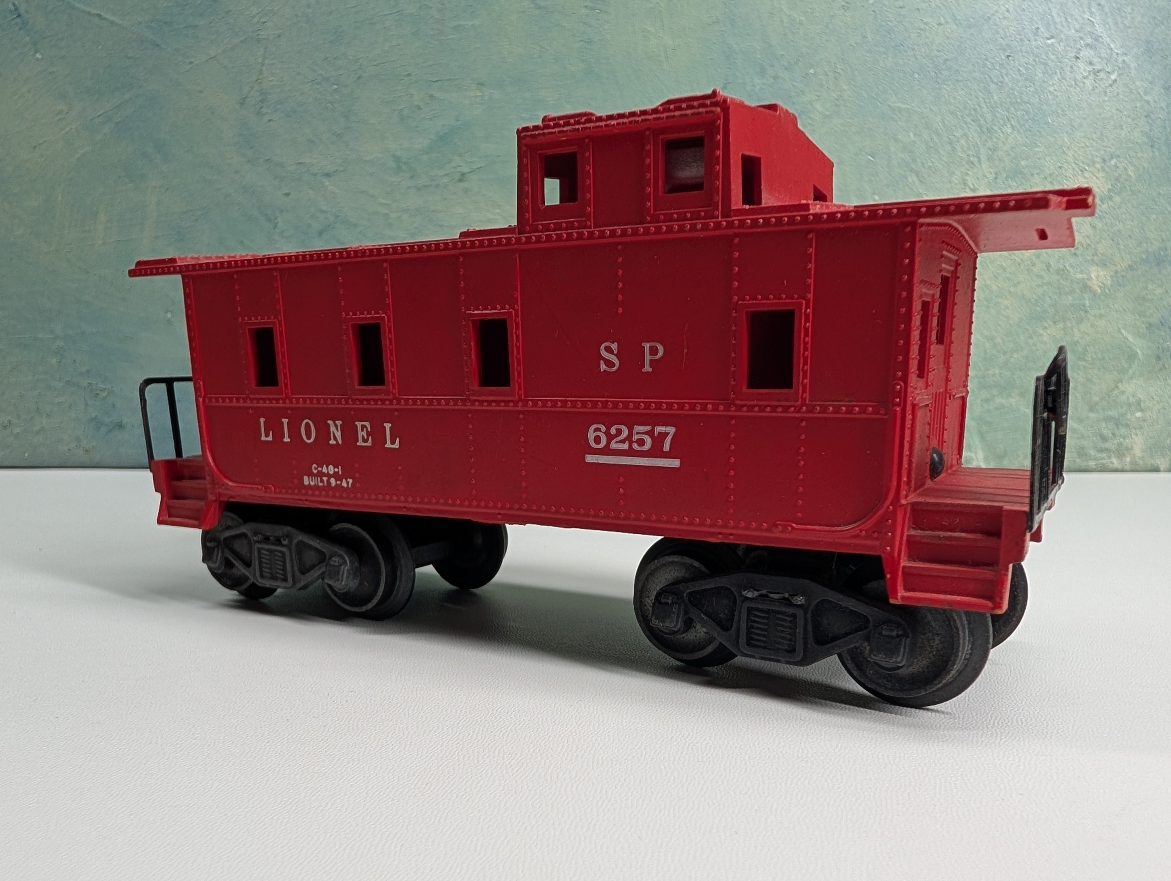 USED Lionel O Caboose Southern Pacific SP #6257