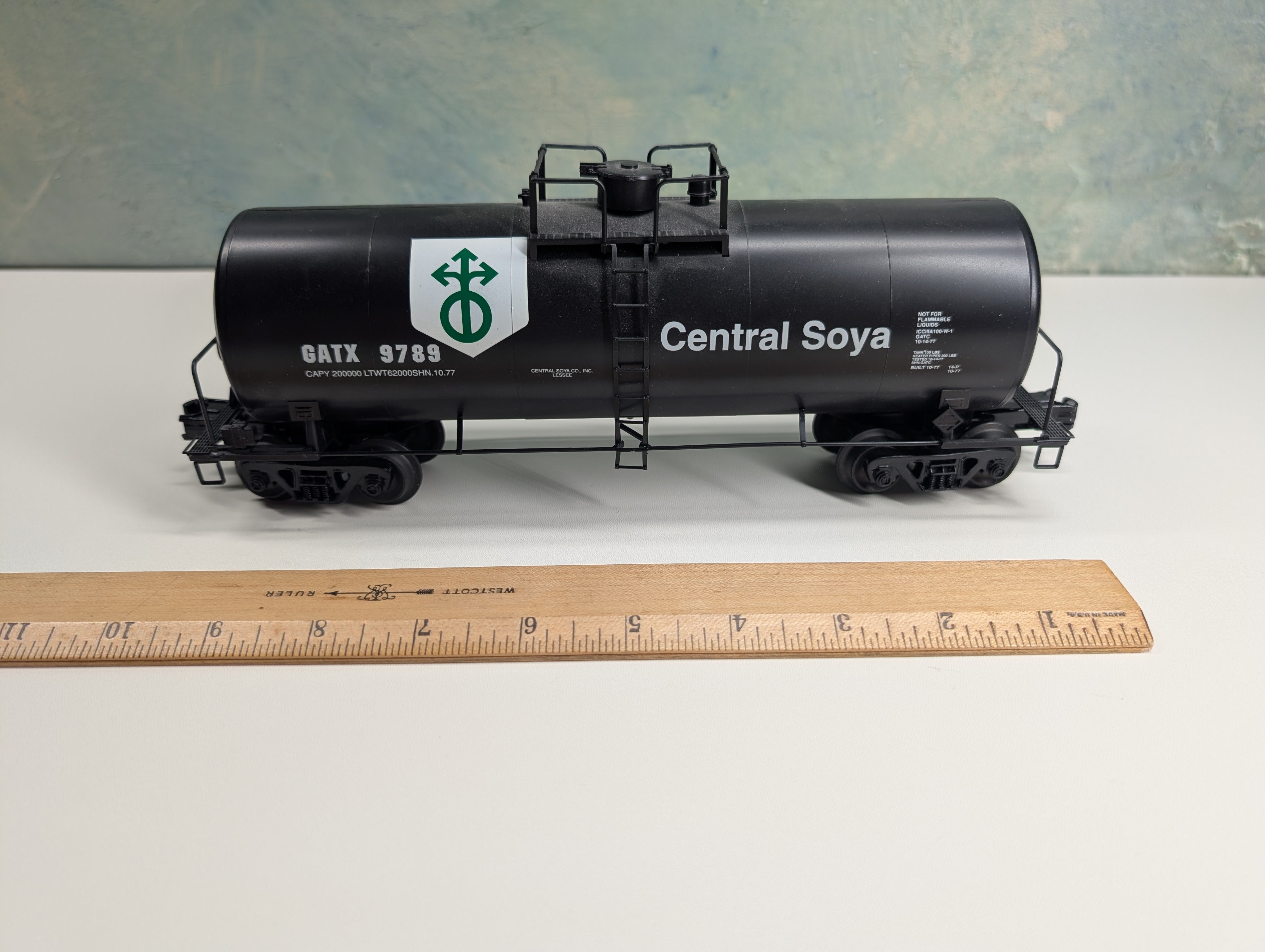USED Weaver O Tank Car Central Soya GATX #9789 3-Rail