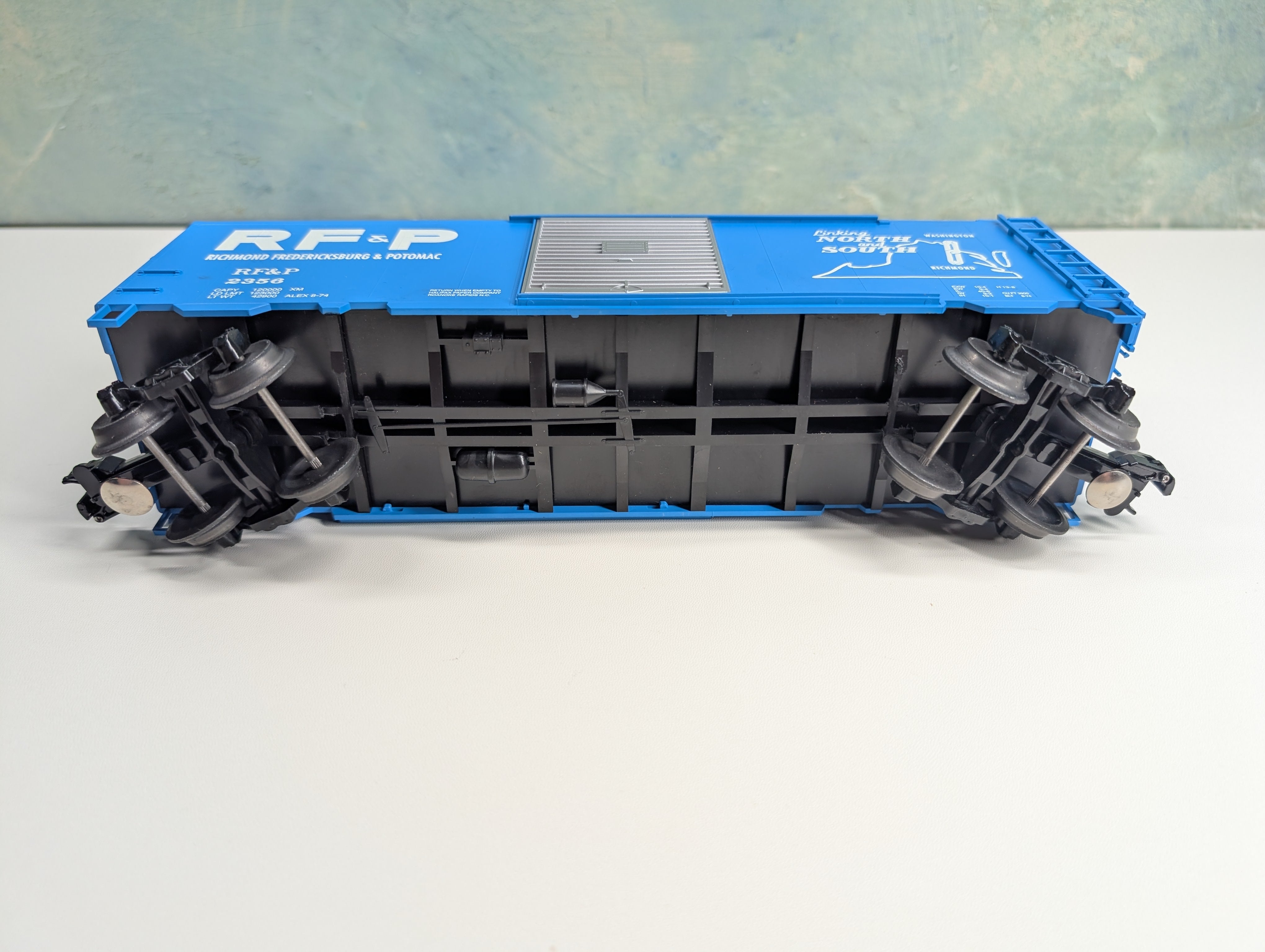 USED Weaver O PS-1 40' Box Car Richmond, Fredericksburg and Potomac RF&P #2356 3-Rail