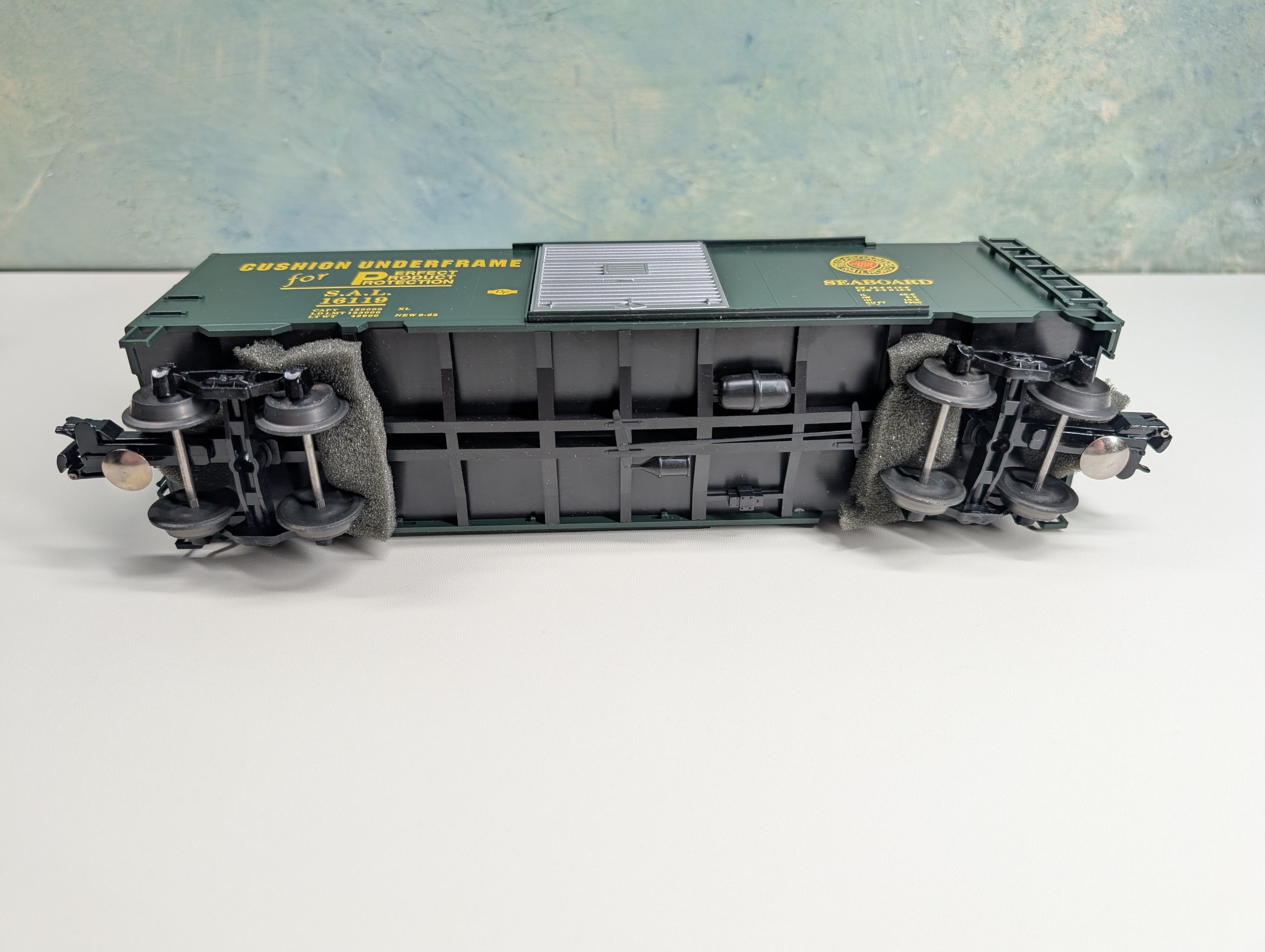 USED Weaver O PS-1 40' Box Car Seaboard SAL #16119 3-Rail Pertersen Supply