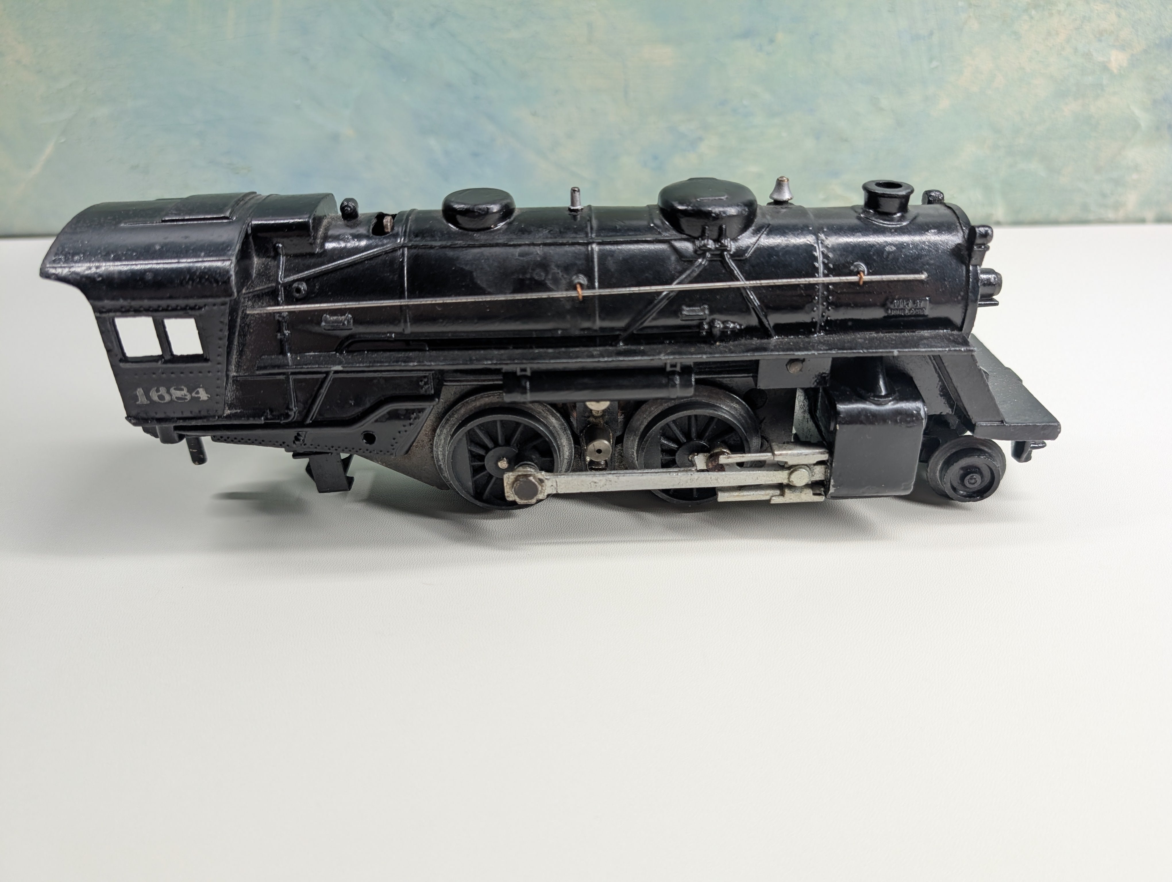 USED Lionel O 2-4-0 Steam Locomotive #1684 Tested!