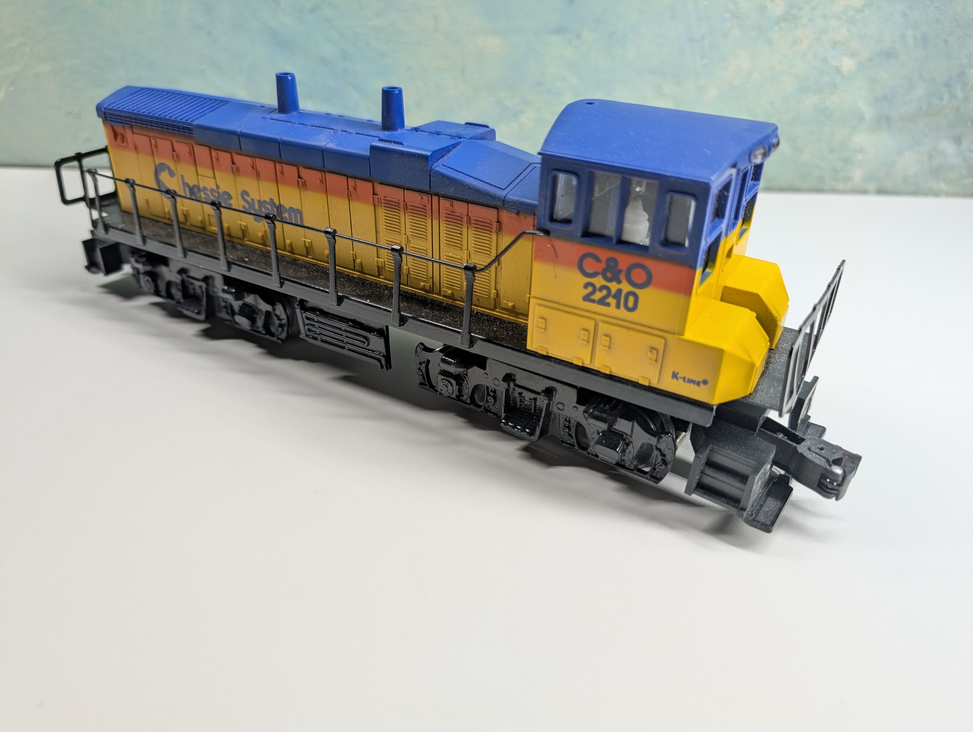 K-Line O Diesel Locomotive Chessie System C&O #2210 Tested!