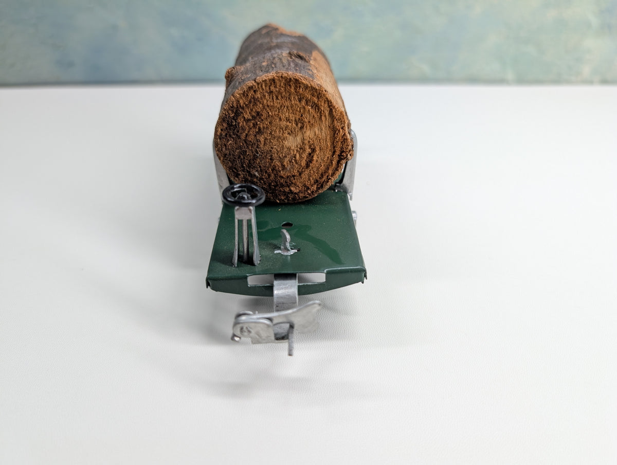 USED Lionel 831 O Flat Cart w/ Lumber Load, Tin Green