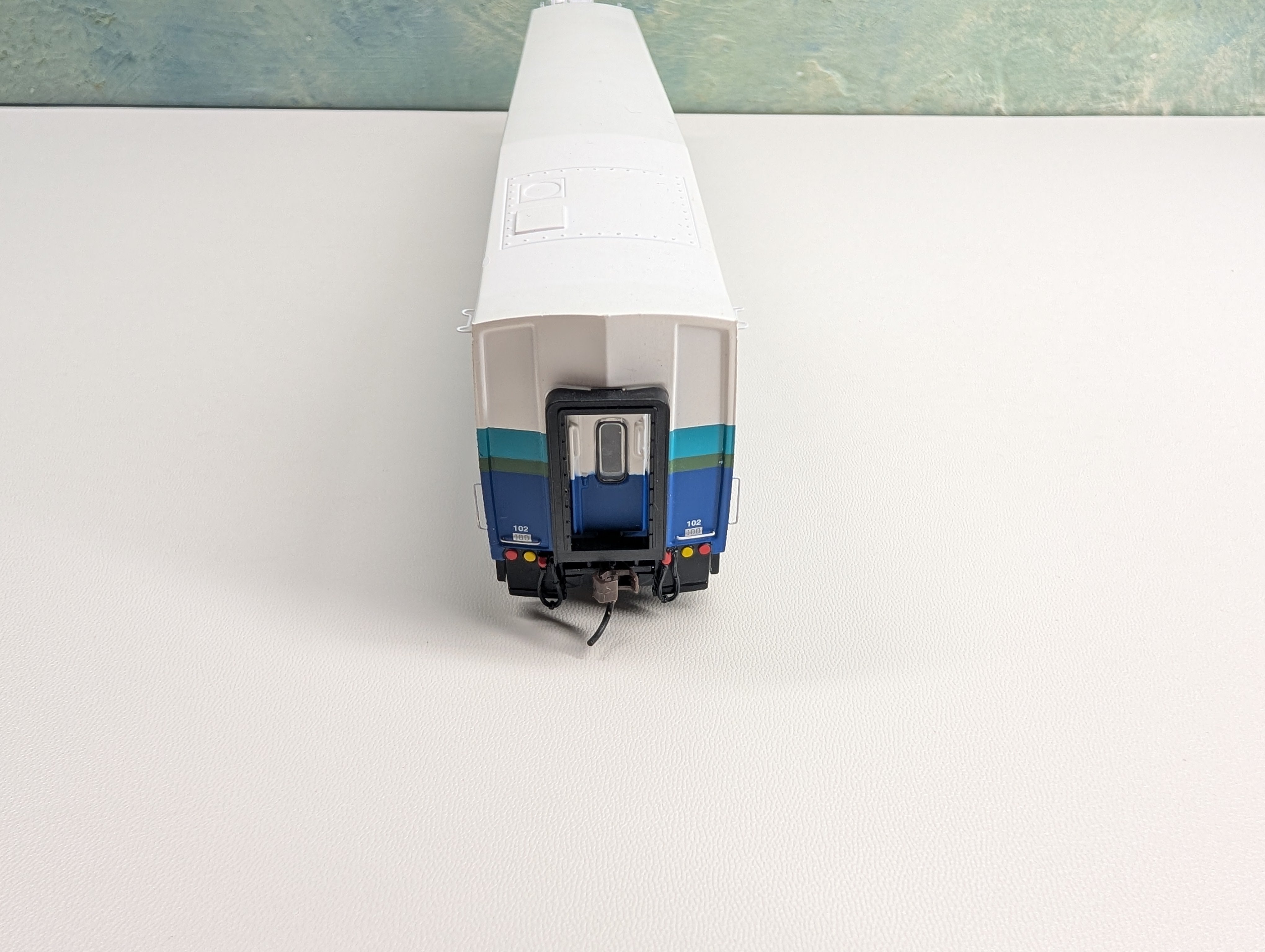 USED Athearn 2543 HO Scale Bombardier Control Car Sounder #102