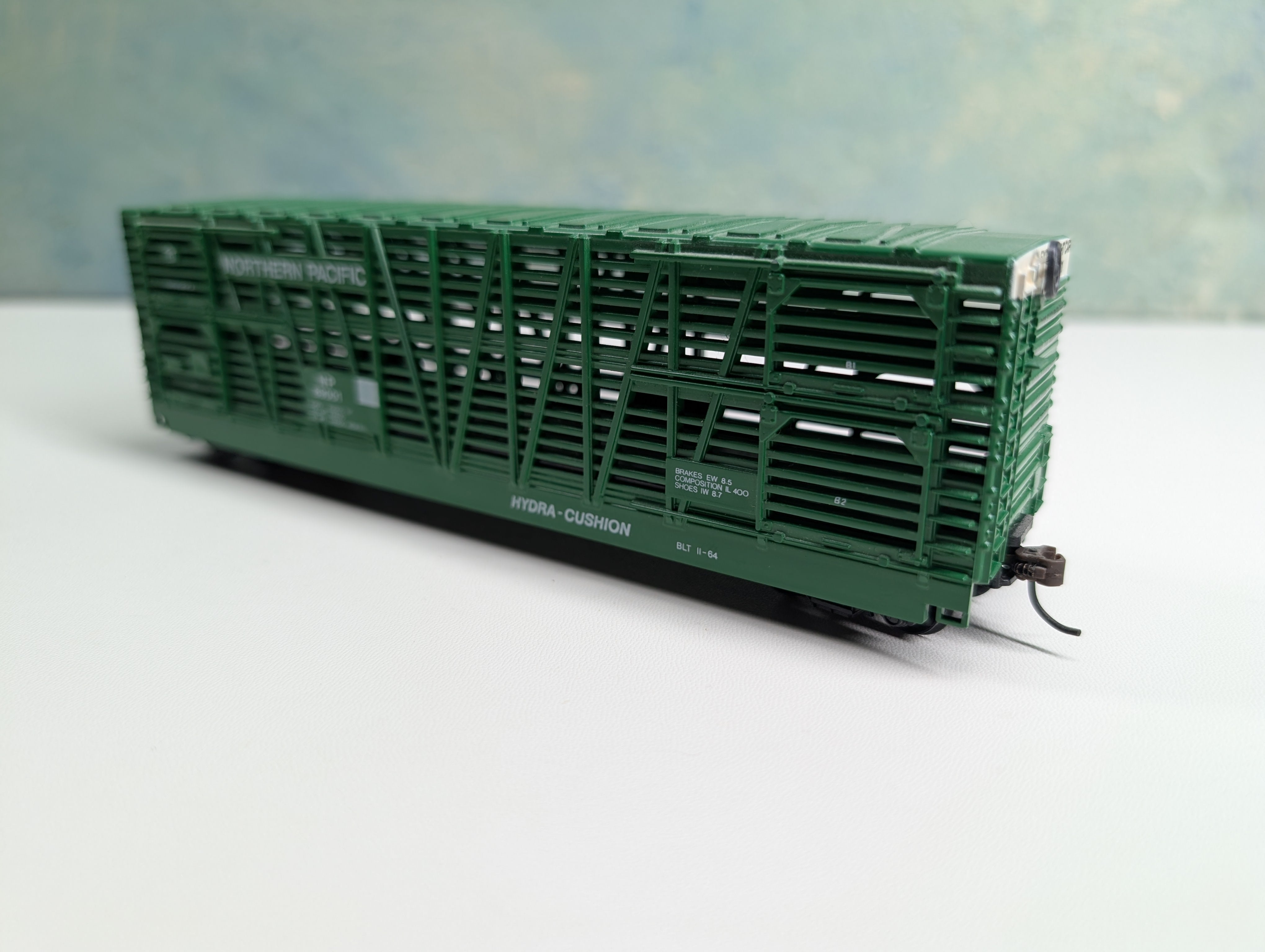 USED HO Scale Hydra Cushion Cattle Stock Car Northern Pacific NP #89001