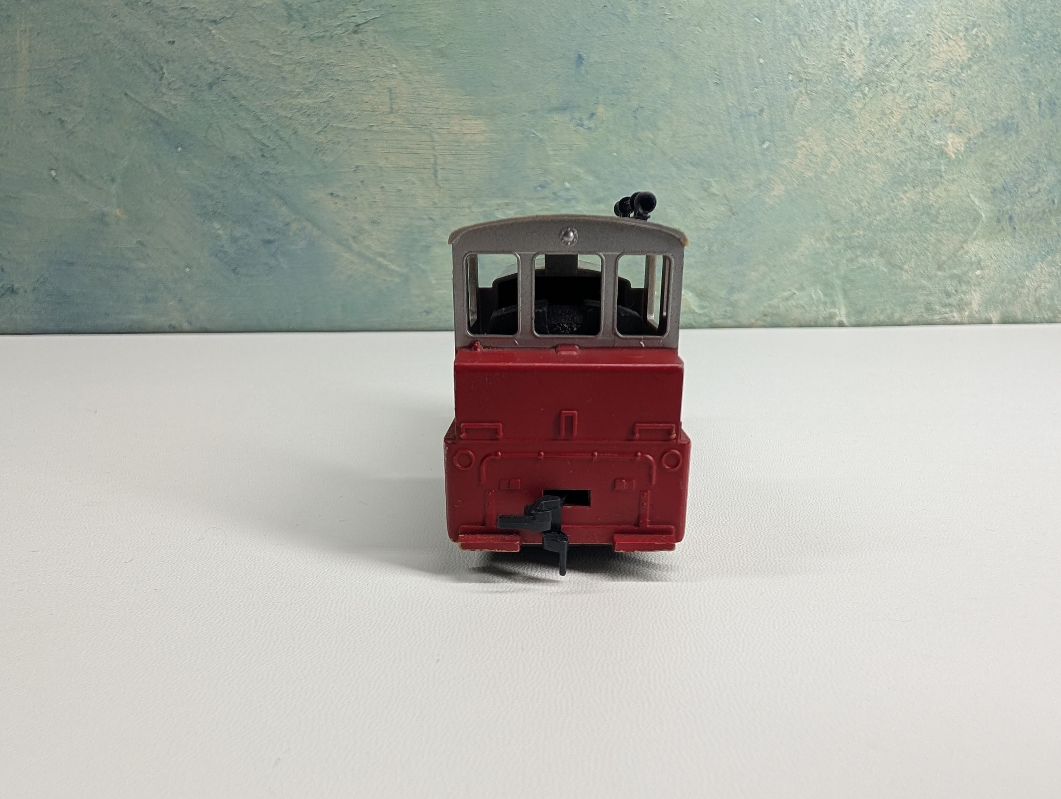 USED Tyco HO Scale Switcher Diesel Locomotive Santa Fe ATSF #241 Tested! DC