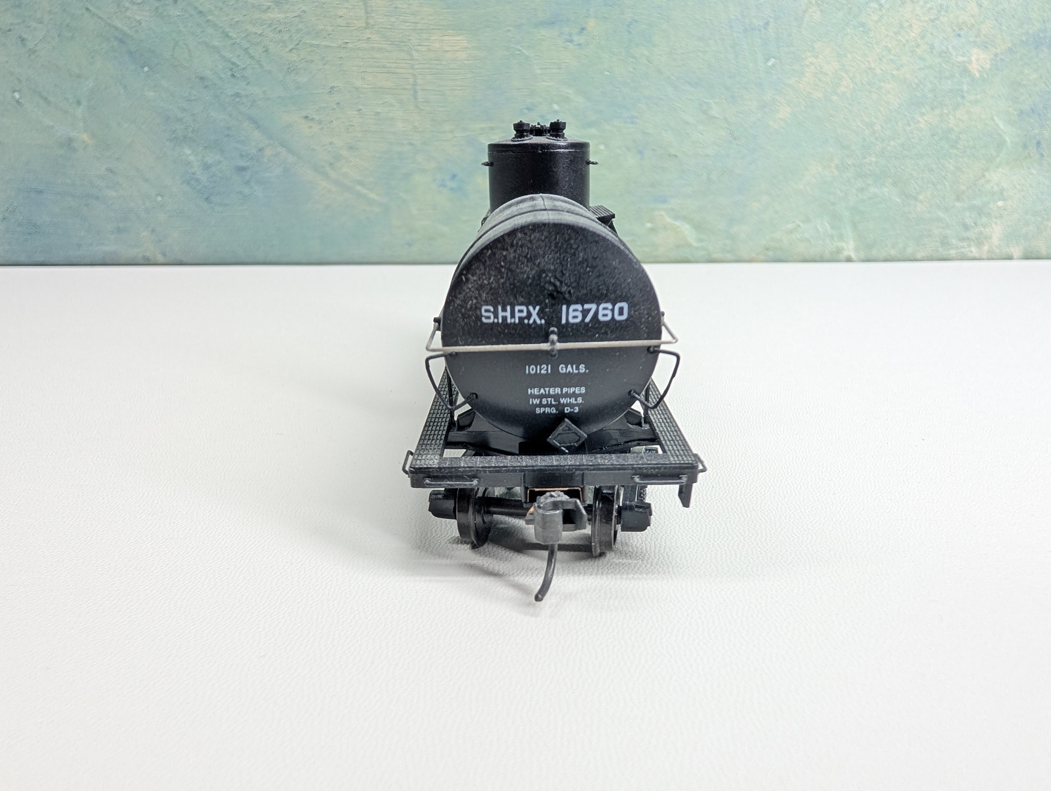 USED HO Scale Single Dome Tank Car Bakelite Co SHPX #16760