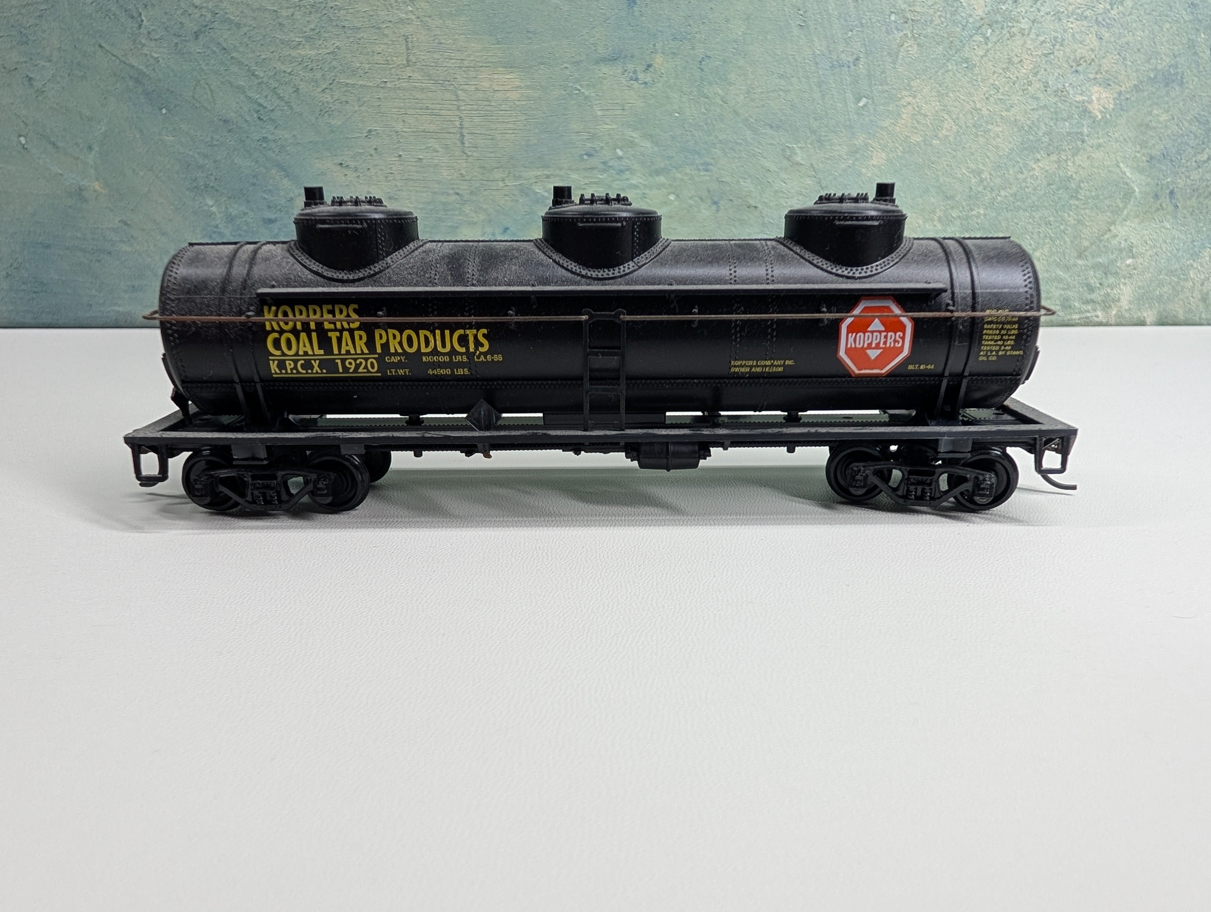 USED Athearn HO Scale Triple Dome Tank Car Koppers Cal Tar Products KPCX #1920