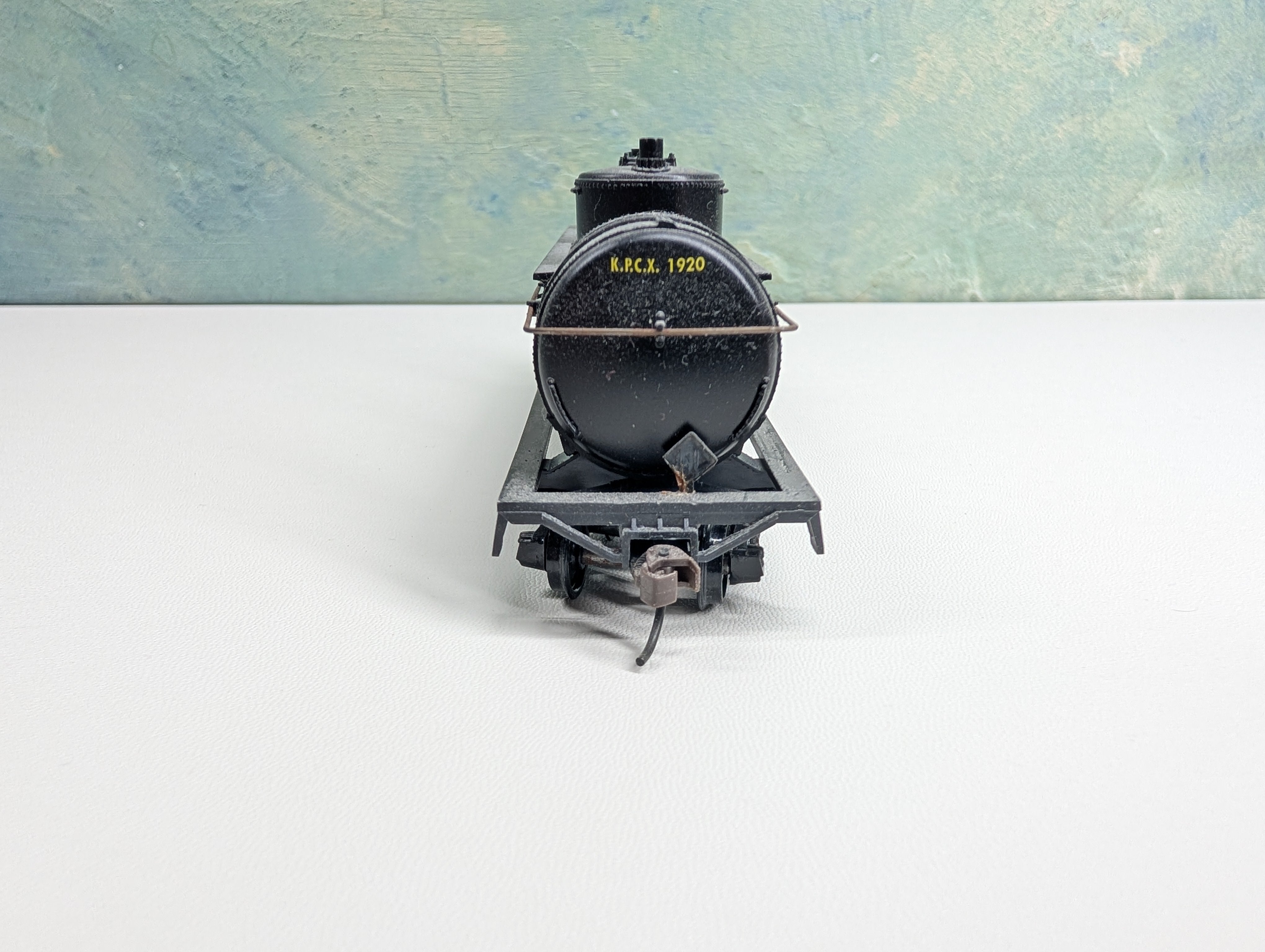USED Athearn HO Scale Triple Dome Tank Car Koppers Cal Tar Products KPCX #1920