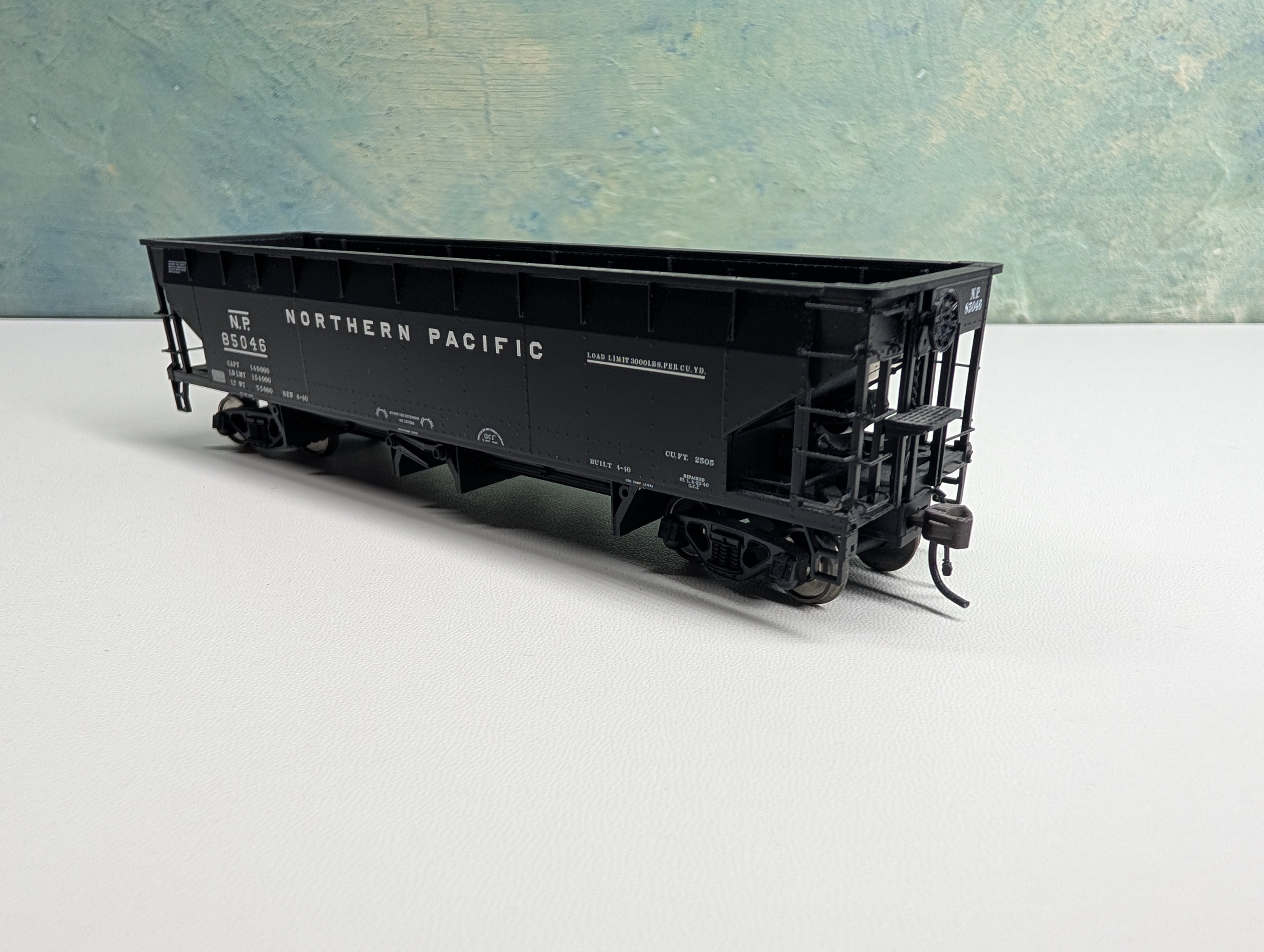 USED Atlas HO Scale Ballast Car Northern Pacific NP #85046 Metal Wheels